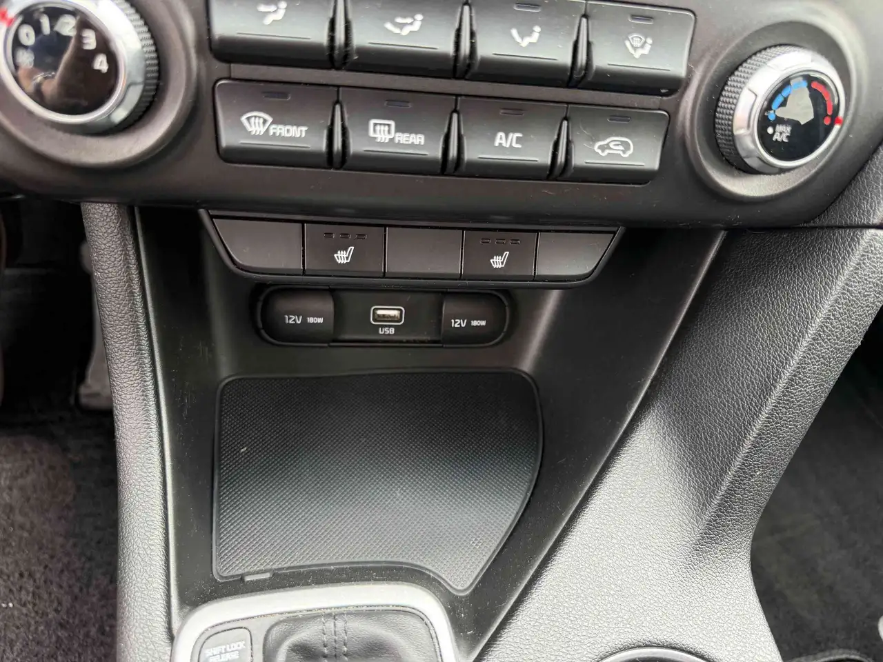 Kia Sportage снимка Kia Sportage
