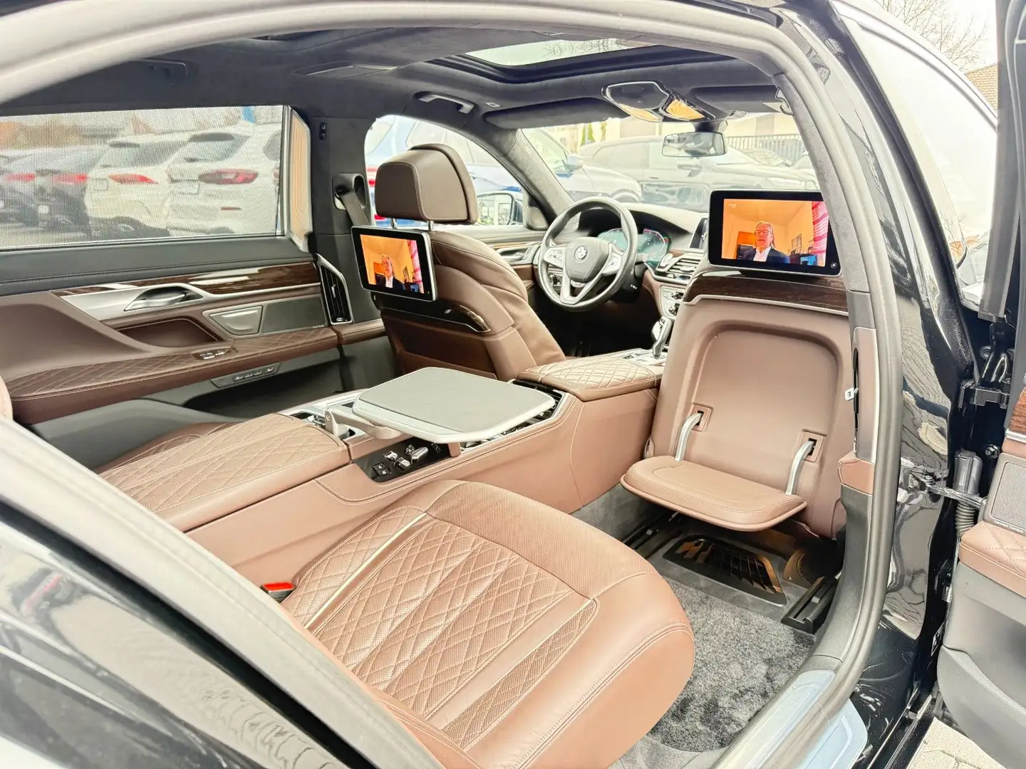 BMW 750 i*Lang*xDrive*Individual*3xTV*360°ACC*HUD*H&K Noir - 2