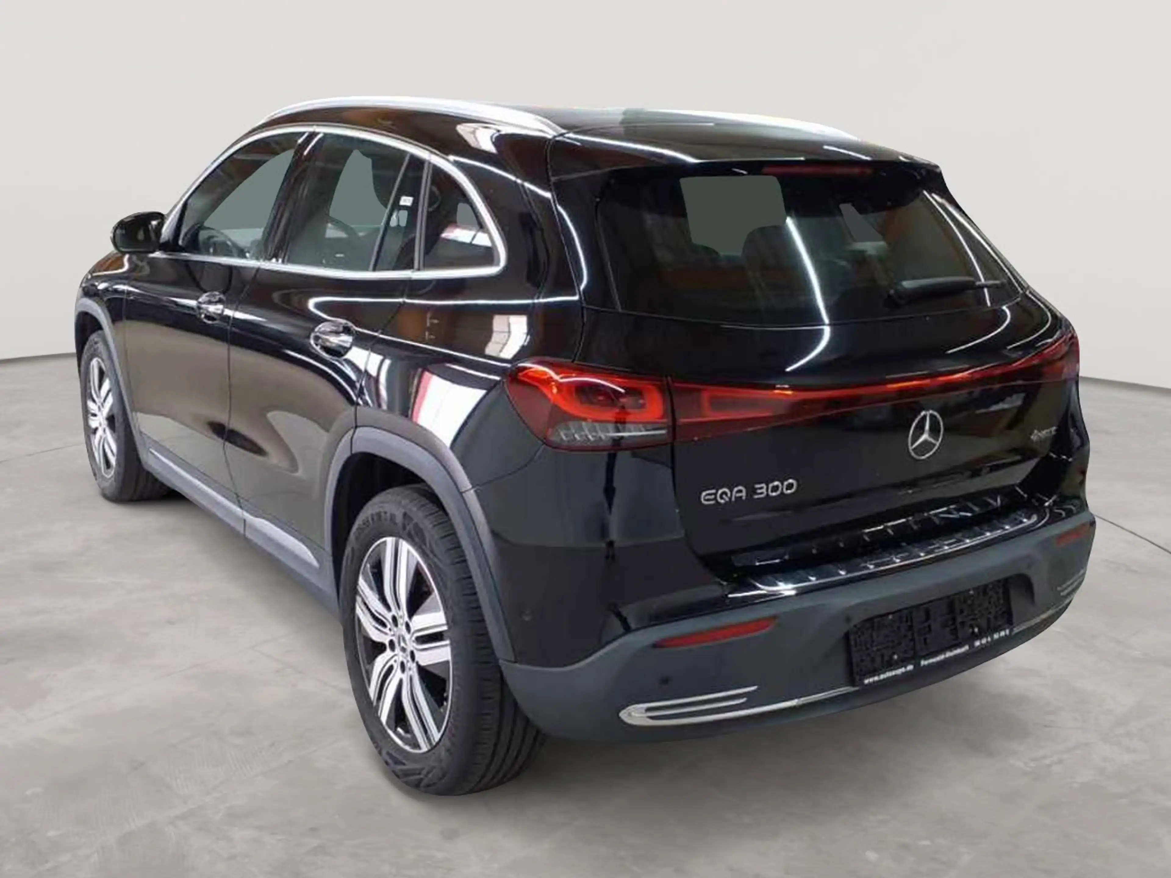 Mercedes-Benz EQA 300 EQA 300 4M Progressive AssiP PANO AHK — photo 5