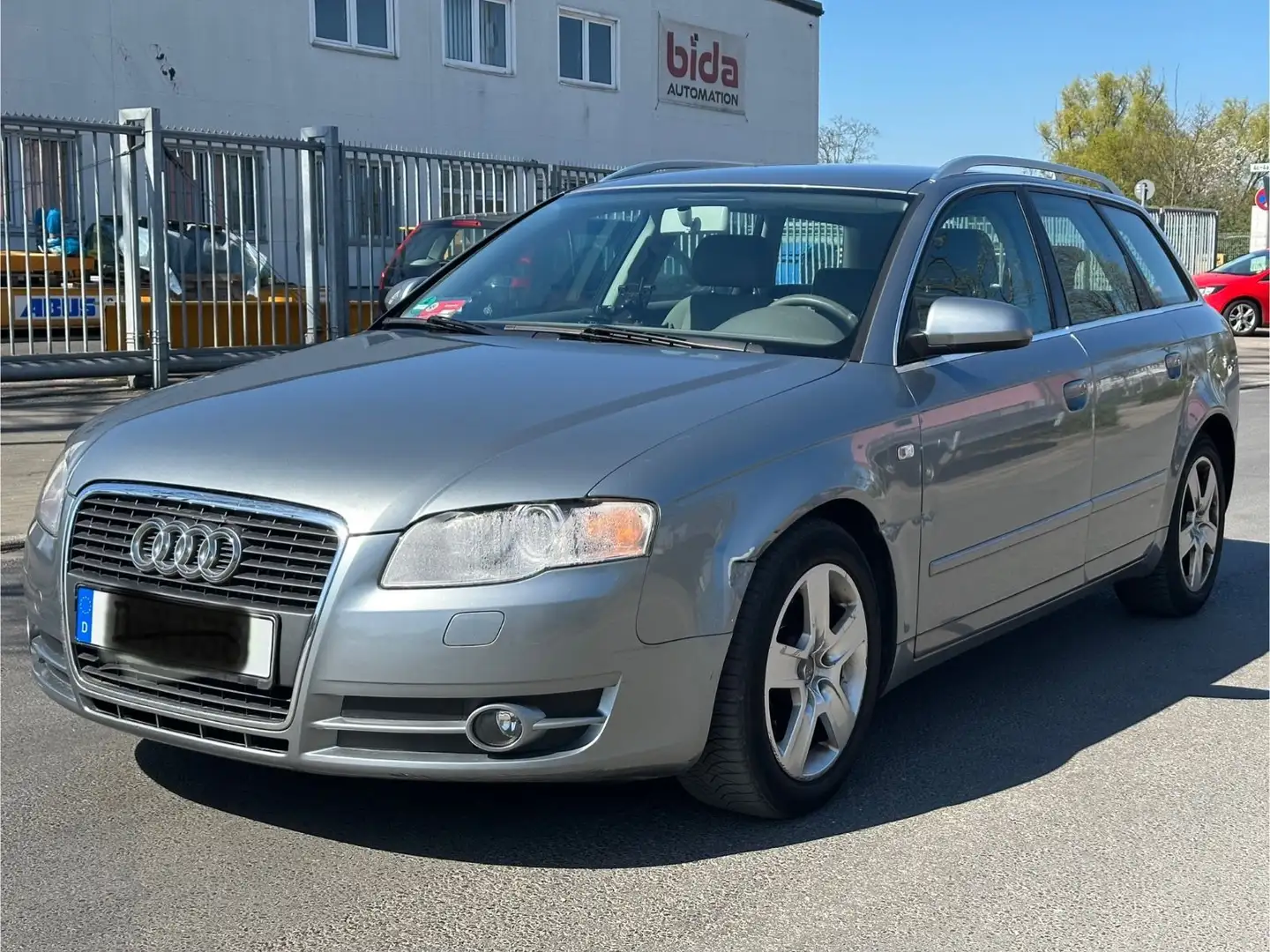 Audi A4 Avant 2.0 i Automatik Grigio - 1