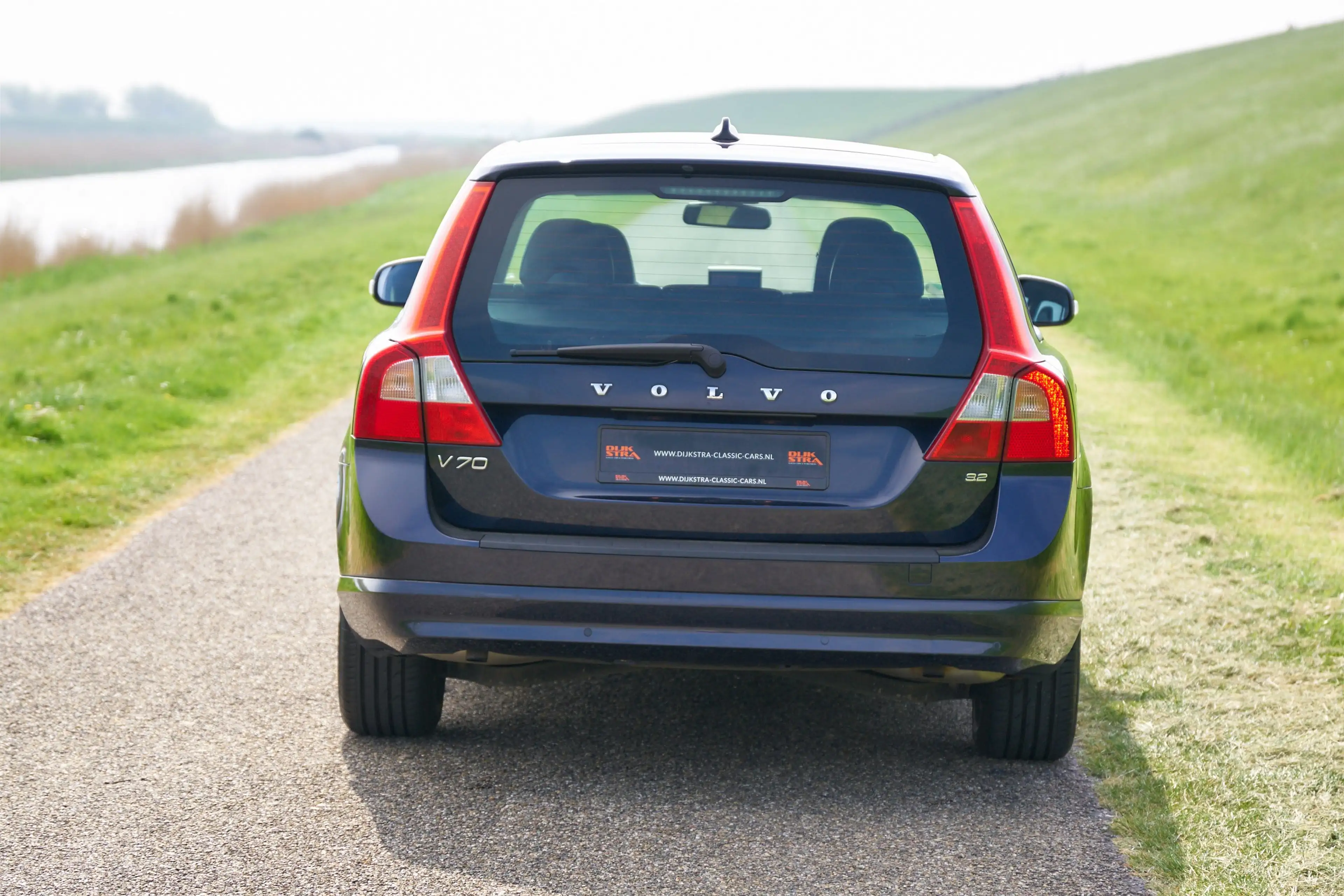 Volvo V70 Momentum 3.2 Geartronic / 134.000 km, oerdegelijk — photo 12
