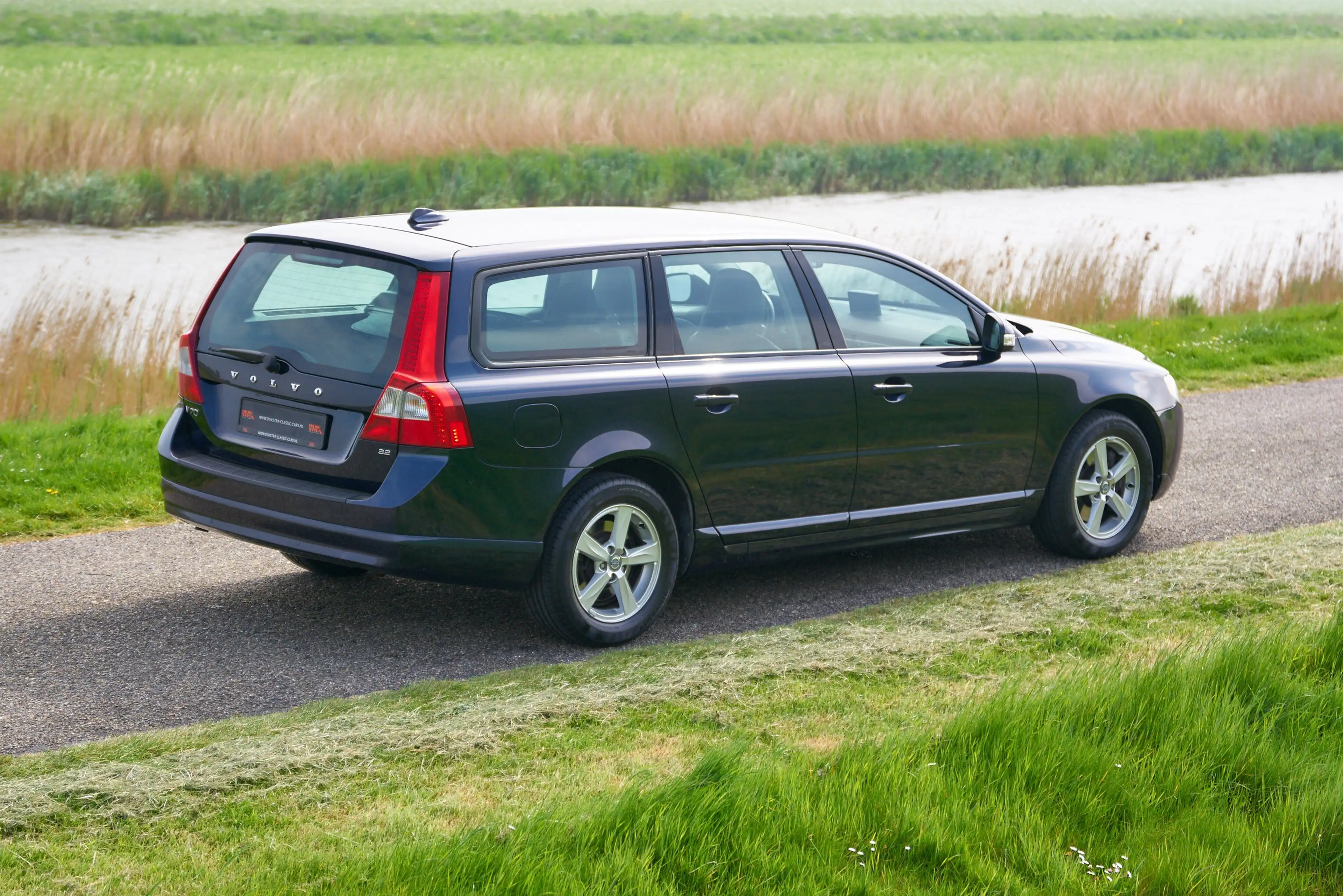 Volvo V70 Momentum 3.2 Geartronic / 134.000 km, oerdegelijk — photo 14