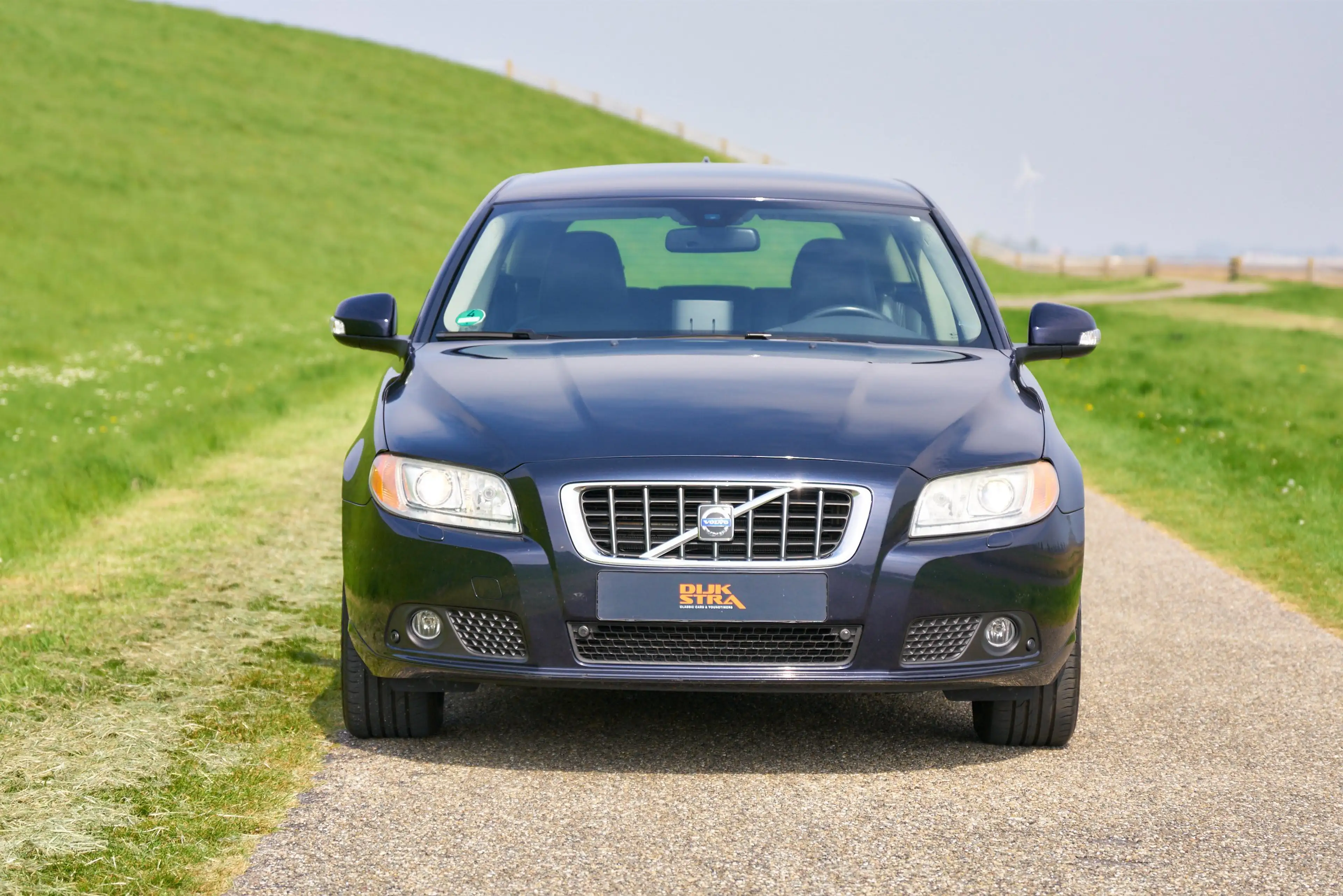 Volvo V70 Momentum 3.2 Geartronic / 134.000 km, oerdegelijk — photo 6