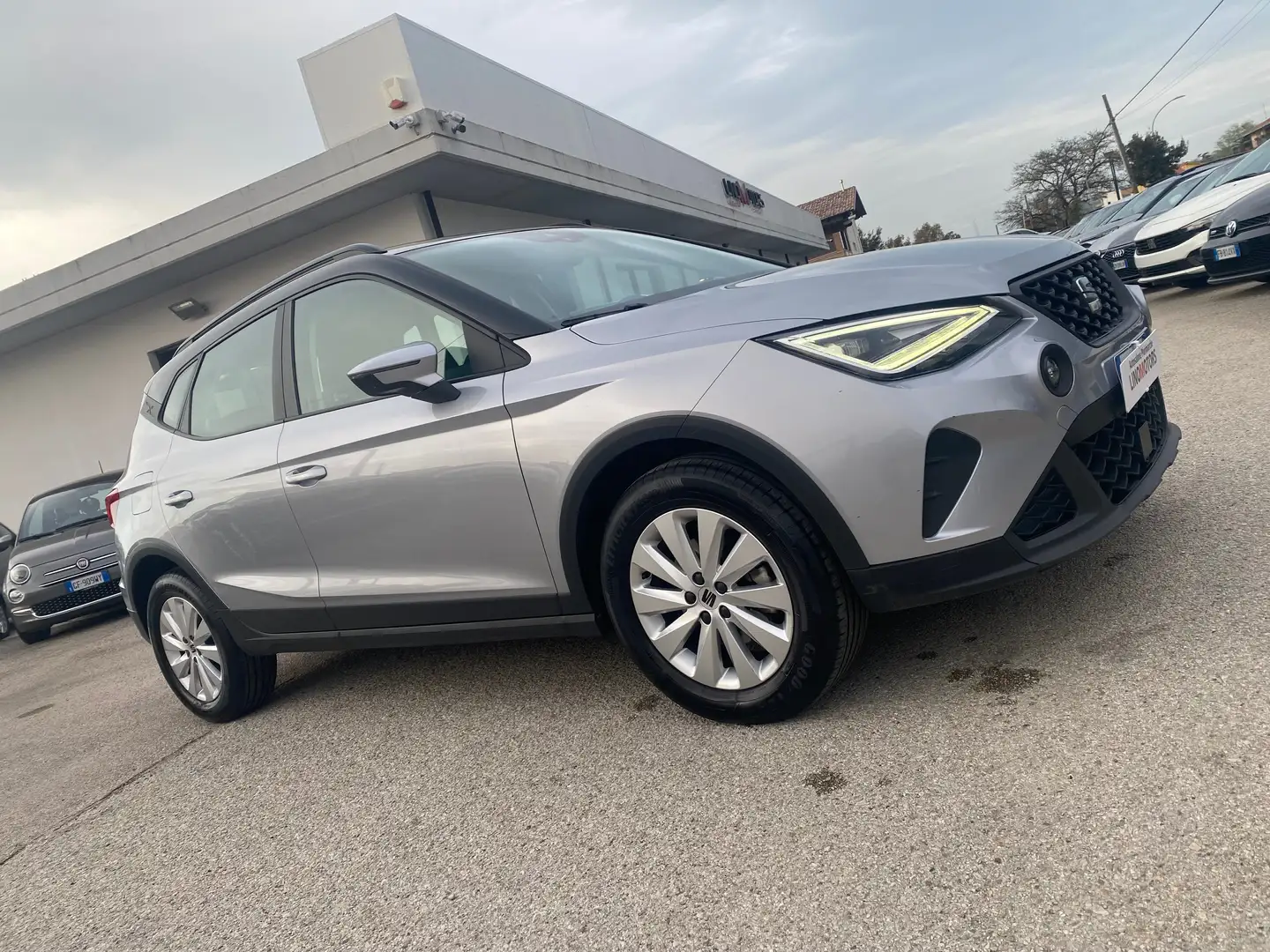 SEAT Arona 1.0 ecotsi Style 95cv Grigio - 2