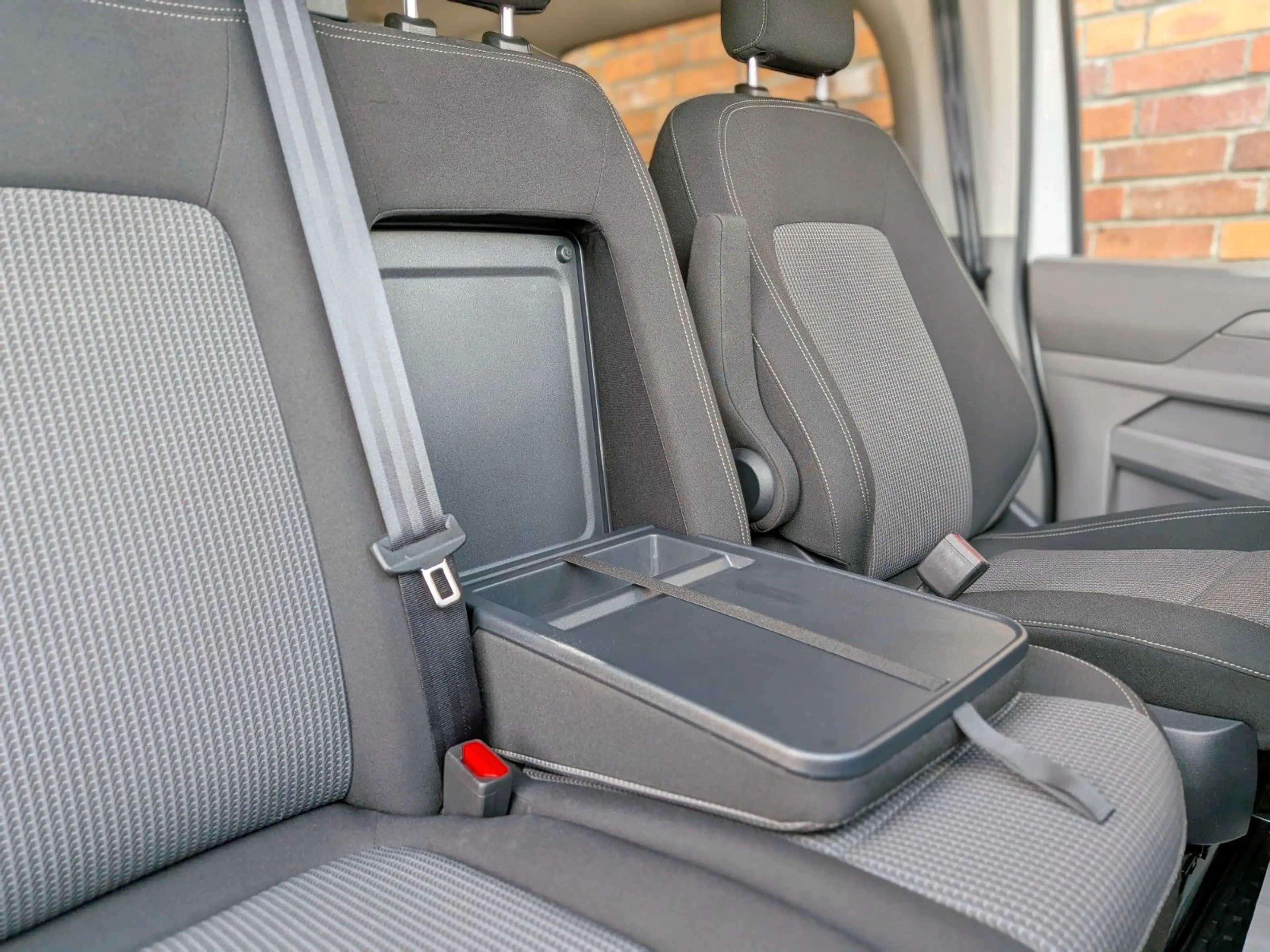Volkswagen T7 Caravelle 2.0 TDI KR / LED PDC KLIMA 9-SITZE — photo 15