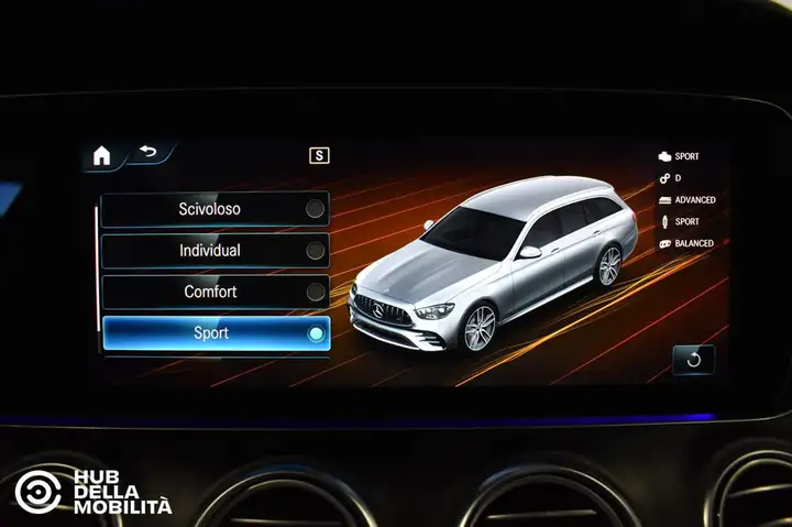 Mercedes-Benz E 53 AMG S.W. 4Matic+ EQ-Boost — foto 24
