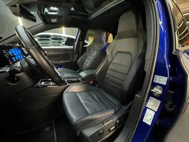 Volkswagen Golf view 5