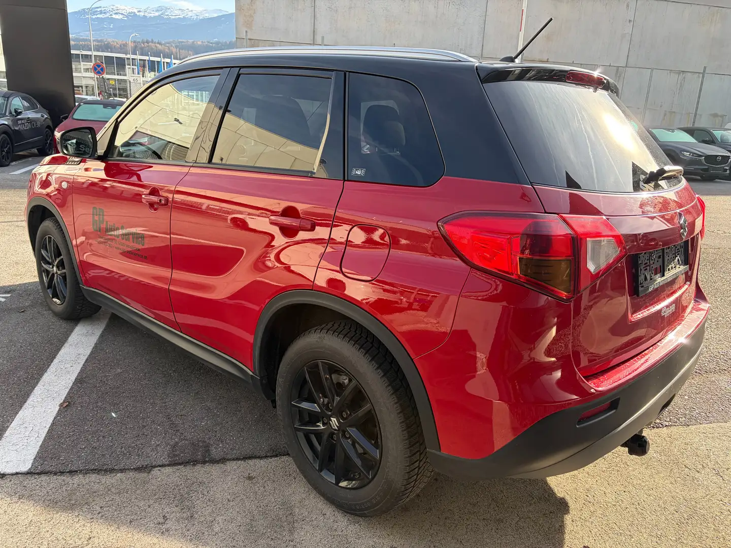 Suzuki Vitara Vitara 1,6 4WD Shine Aut. Shine Rot - 2
