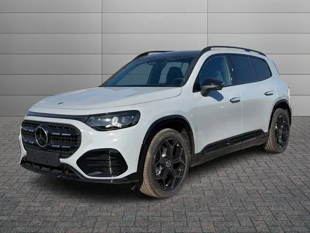 Mercedes-Benz GLB 200