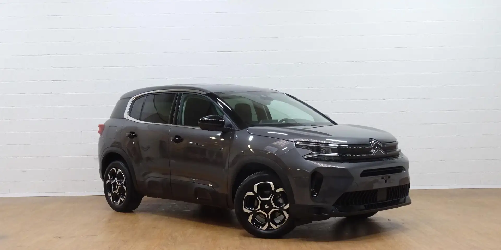 Citroen C5 Aircross Plus 1.2 Hybrid 145 Grijs - 2