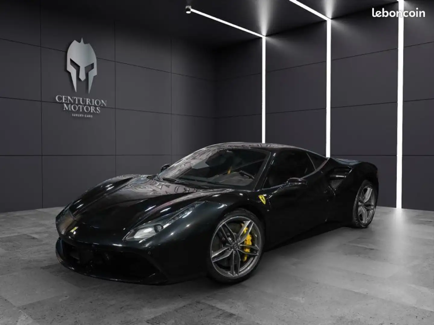 Ferrari 488 3.9 670 Noir - 1
