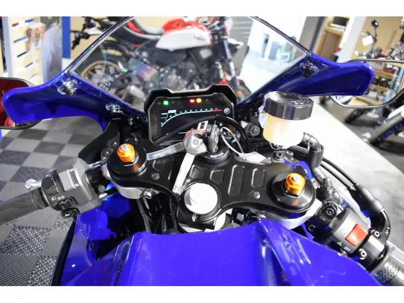 Yamaha YZF-R7 - foto 5