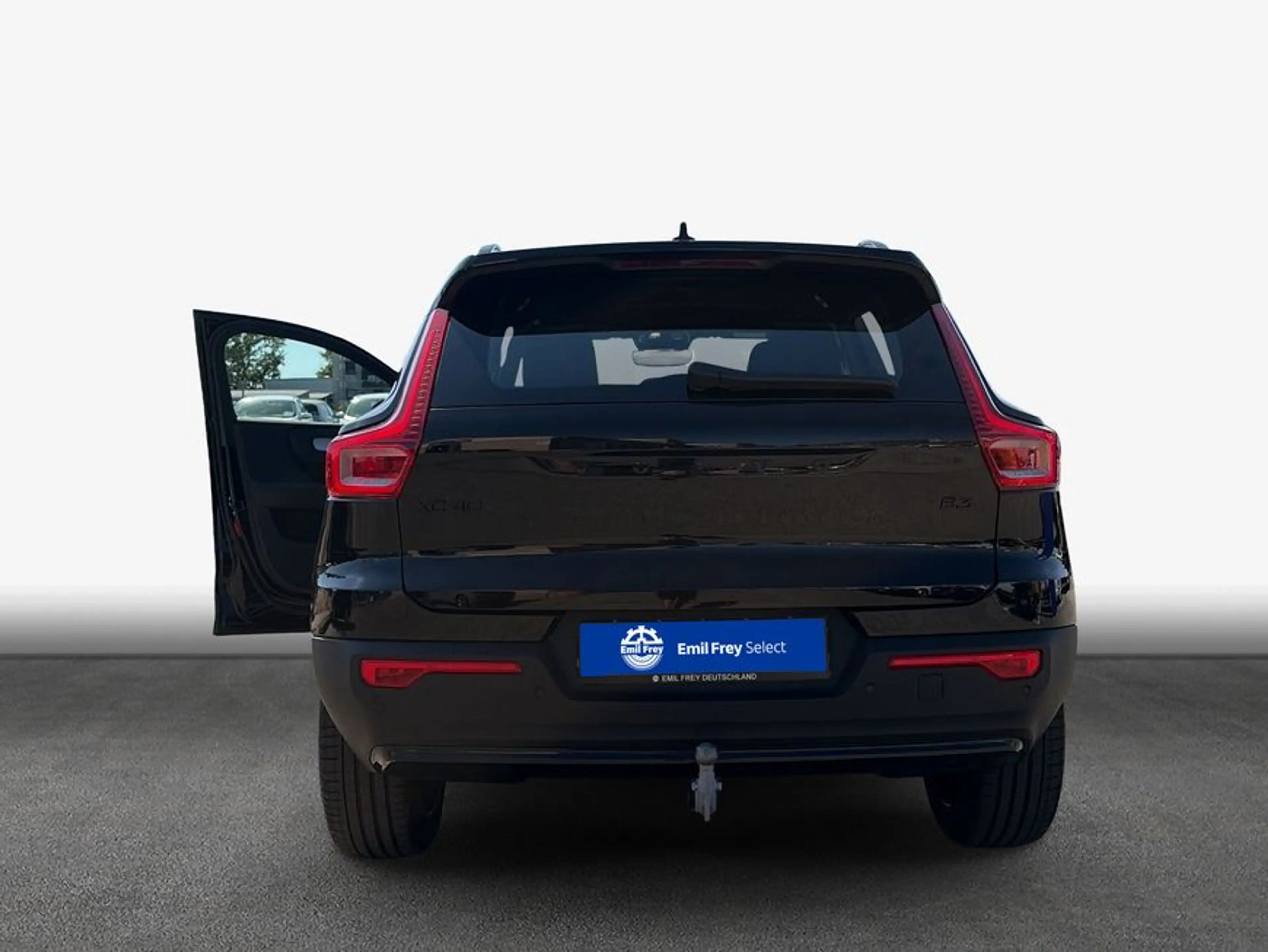 Volvo XC40 XC40 B3 B DKG Plus Black Edition — photo 5