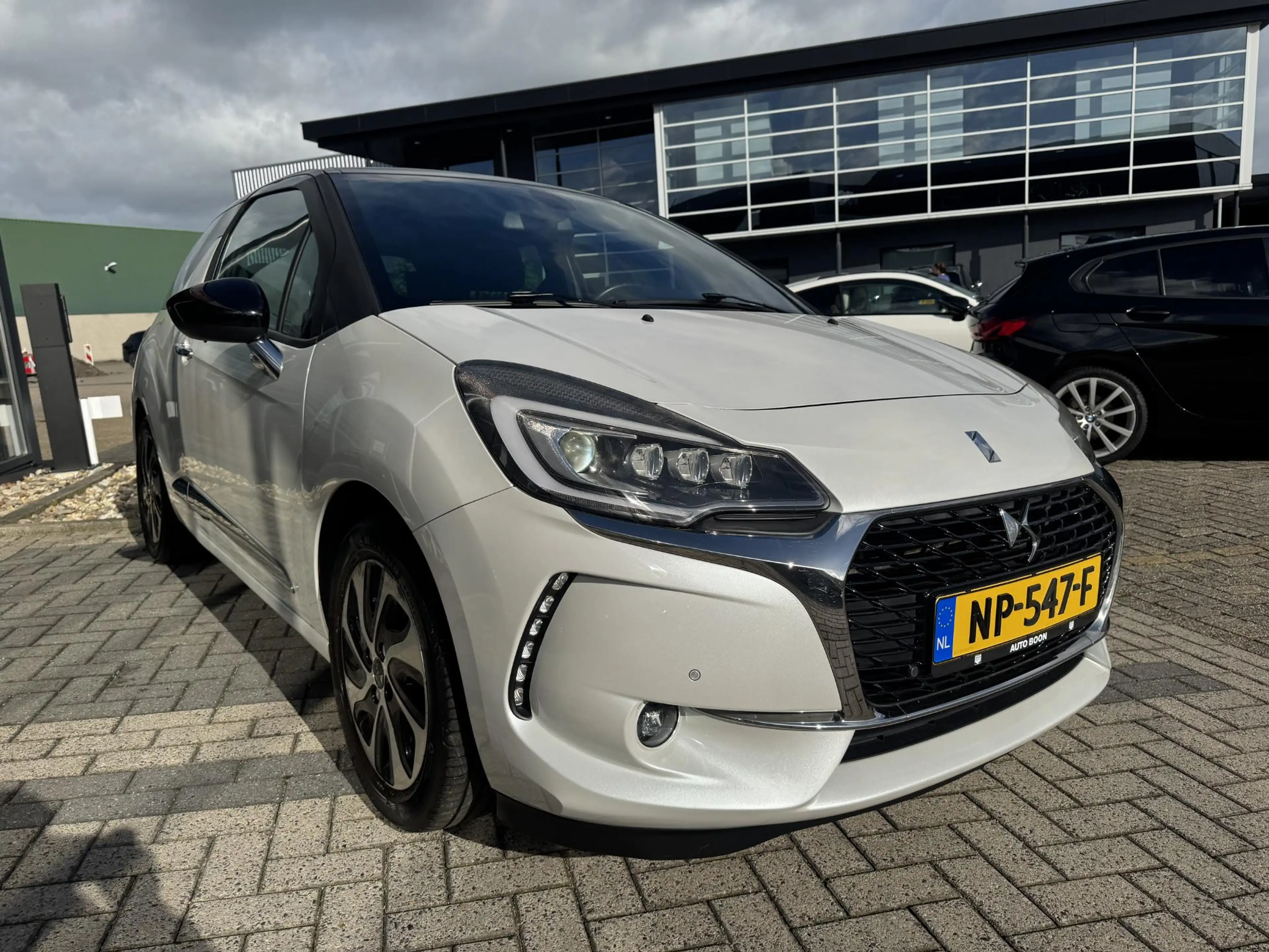 Citroen DS3 1.2 82PK SO CHIC : NAVI/LED/CLIMA/2XPDC /KUIPZETEL — photo 29