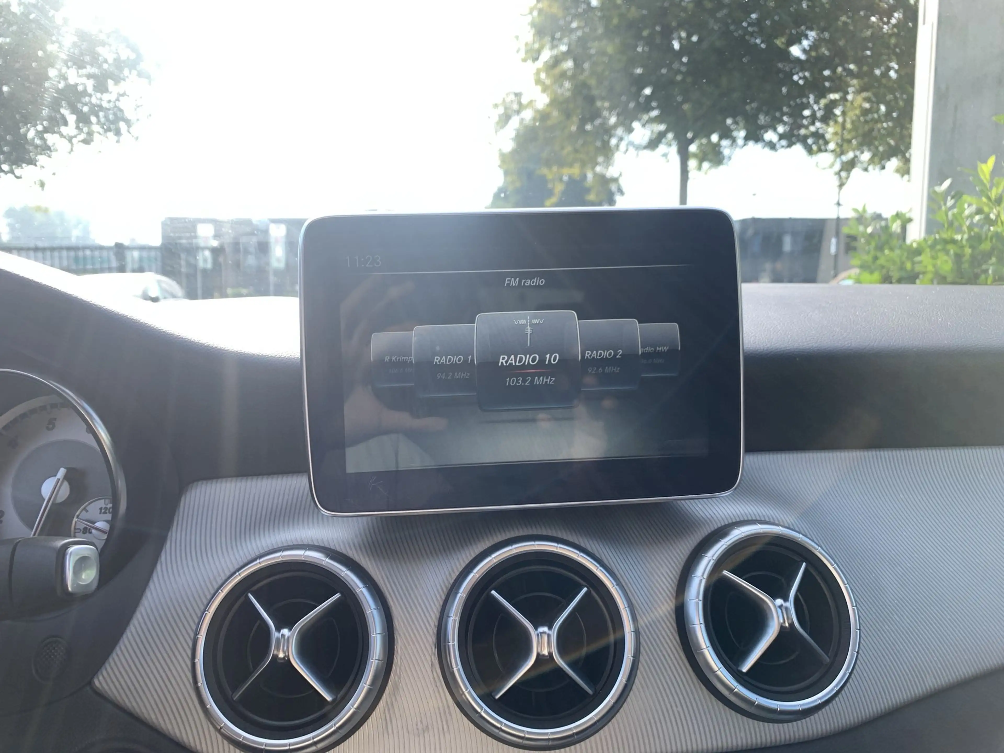 Mercedes-Benz CLA 180 Ambition Binnen via Auto1 StockID CH10226 (19087) — photo 15