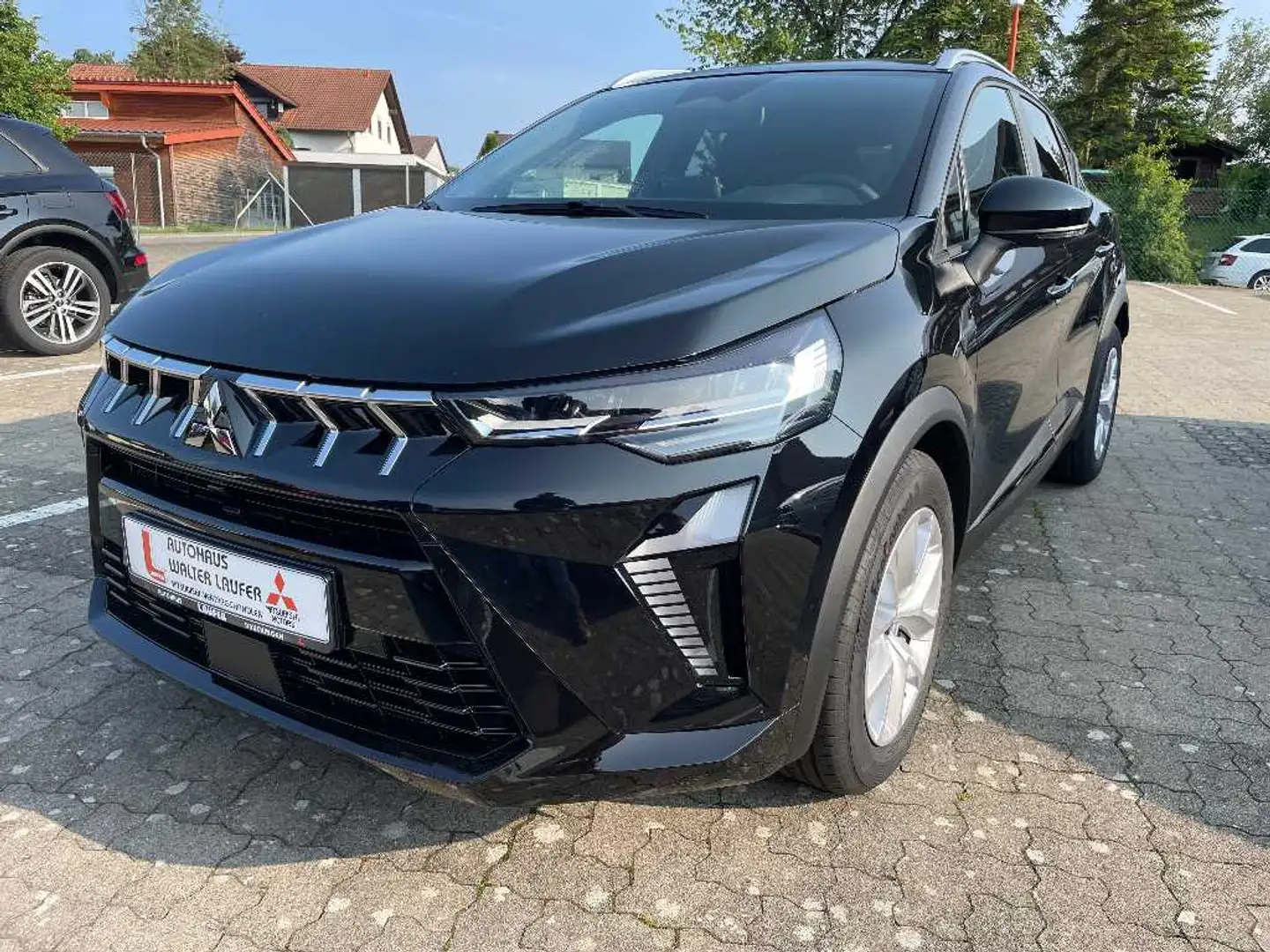 Mitsubishi ASX PLUS 1.3 T-Benziner 7-DCT Schwarz - 2