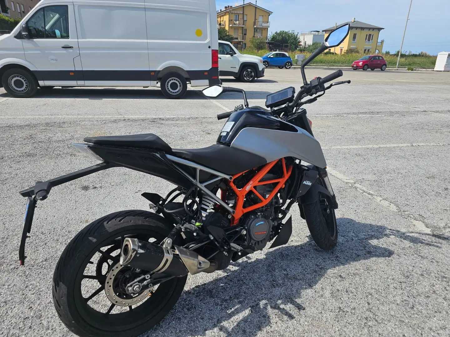 KTM 125 Duke - 2