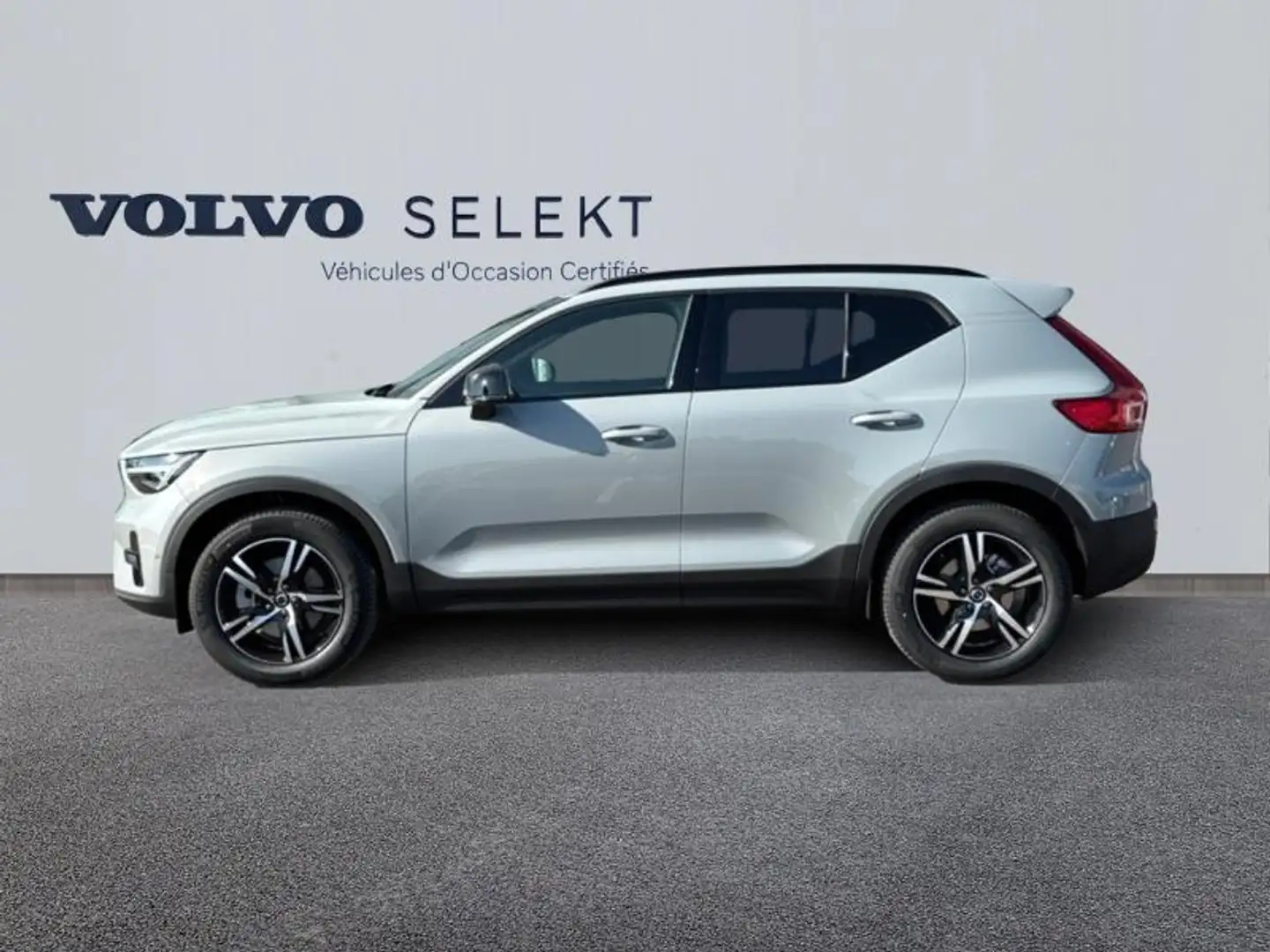 Volvo XC40 B3 163ch Plus DCT 7 - 2
