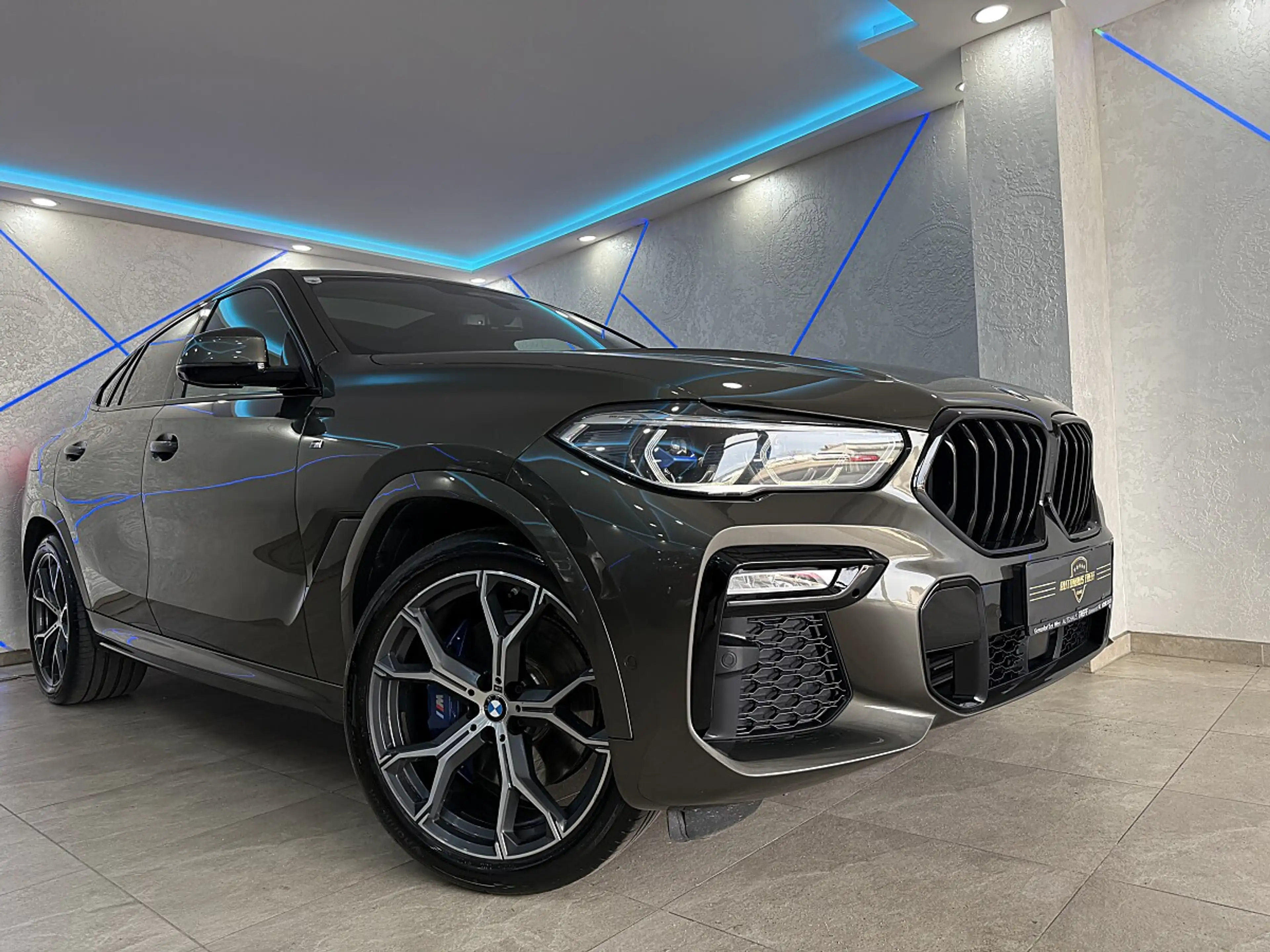 BMW X6 xDrive30d 48V Aut.*M-SPORT*PANO*CRYSTAL*LASER*3...