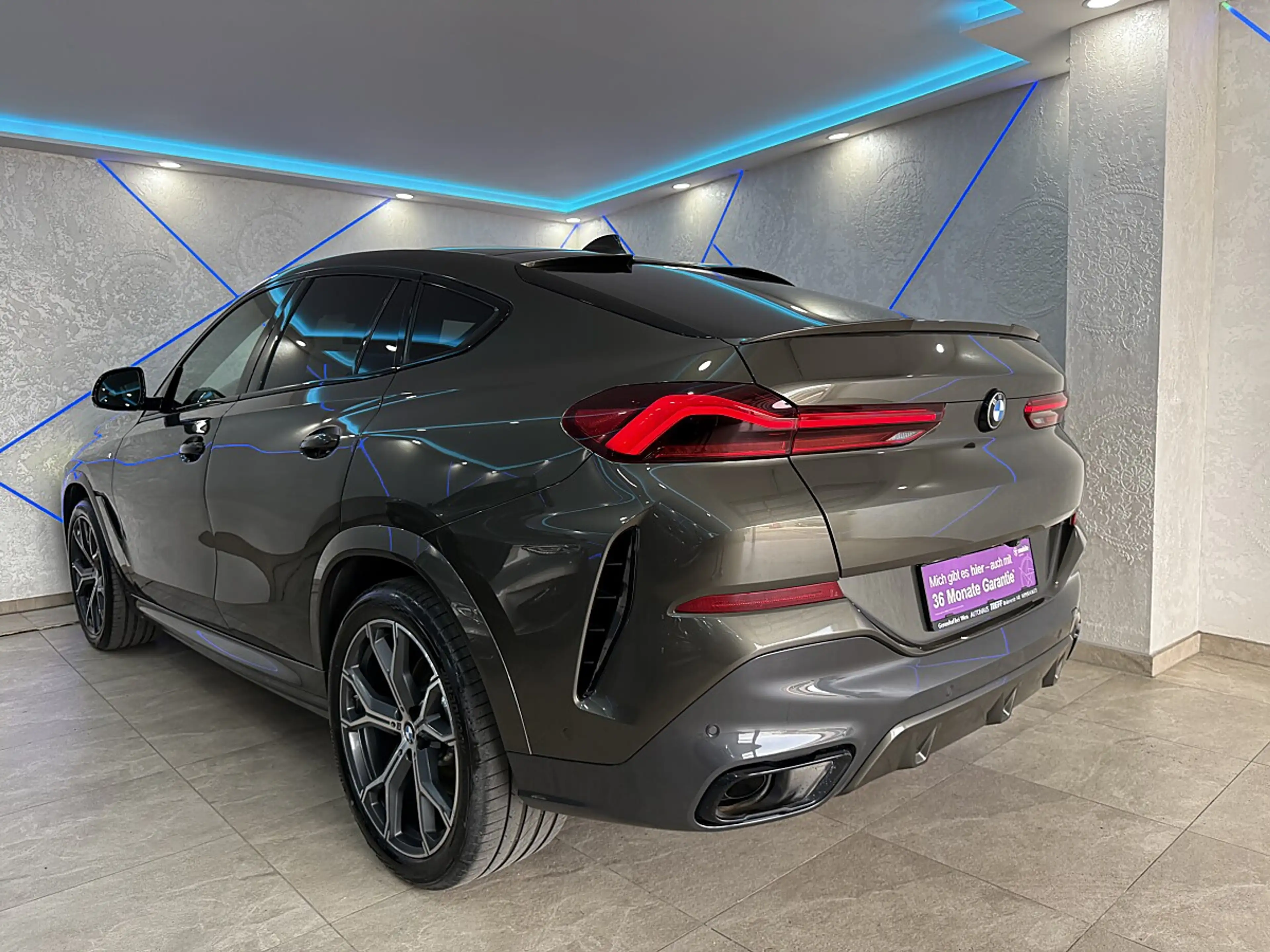 BMW X6 xDrive30d 48V Aut.*M-SPORT*PANO*CRYSTAL*LASER*3... — photo 11