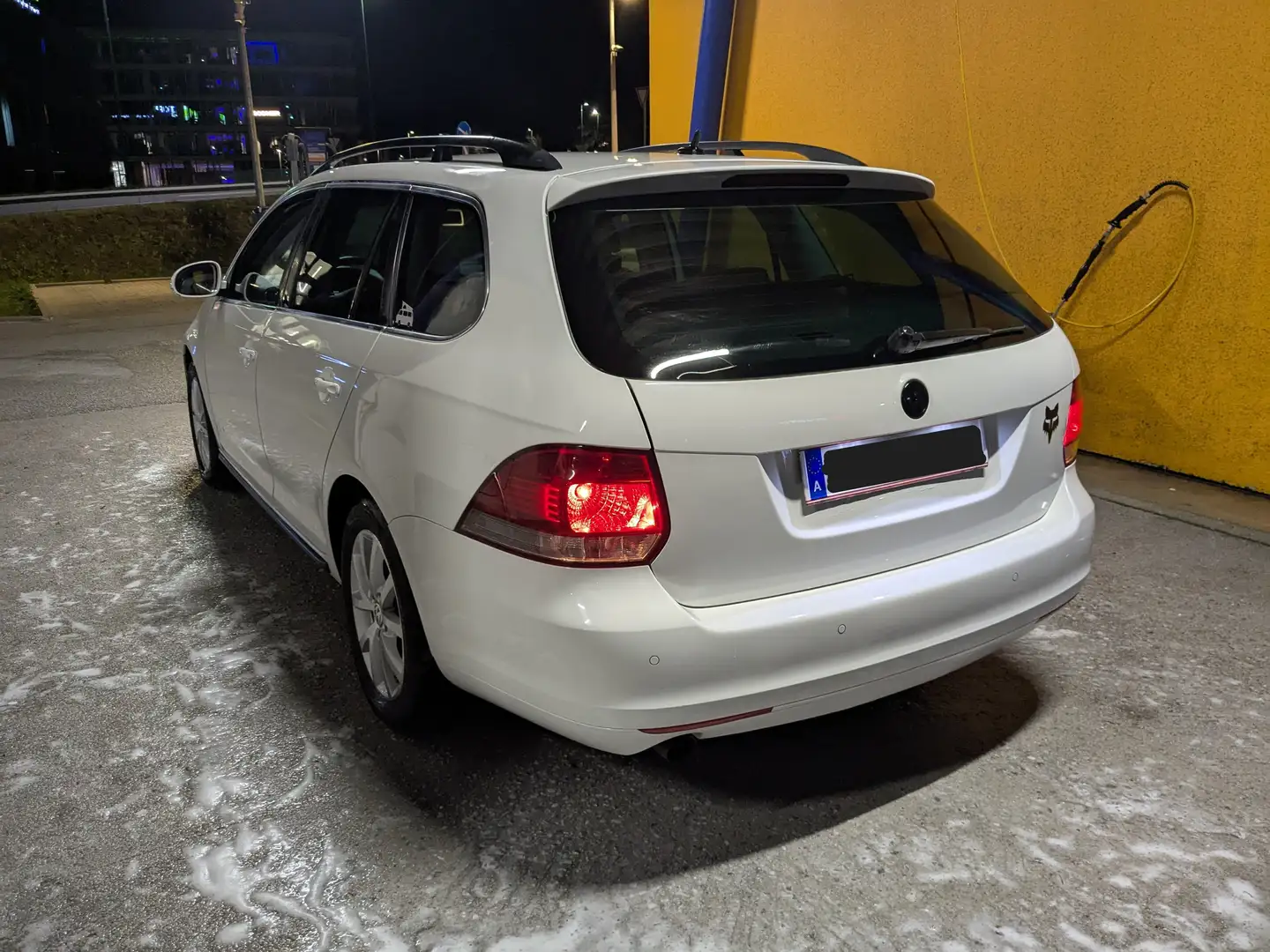 Volkswagen Golf Variant Golf Variant CLBMT 1,6 TDI DPF DSG Comfortline Weiß - 2