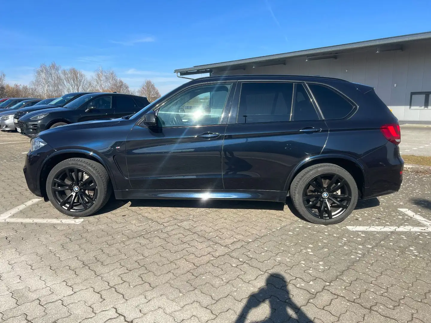 BMW X5 Baureihe X5 xDrive50i *M PAKET*VOLL* Black - 2