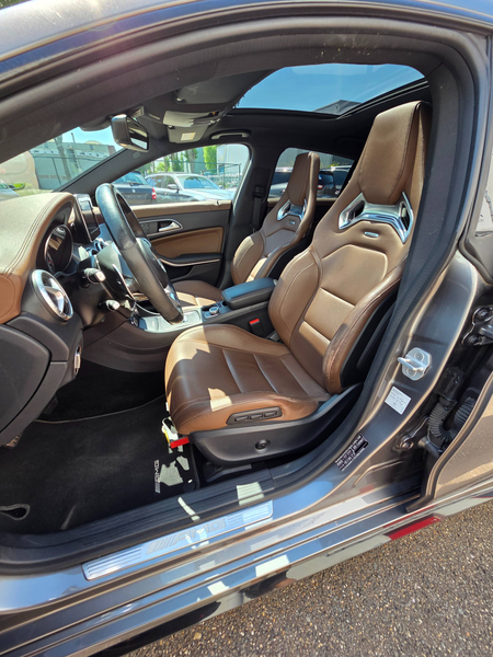 Mercedes-Benz CLA 45 AMG 4-Matic Pano/MemoryKeyless/Sport seats/Cognac leder/Camera — photo 14