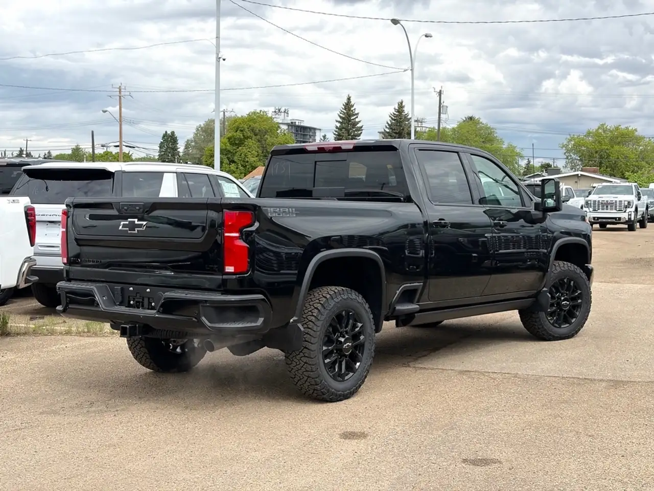 Chevrolet Silverado 3500 photo Chevrolet Silverado 3500