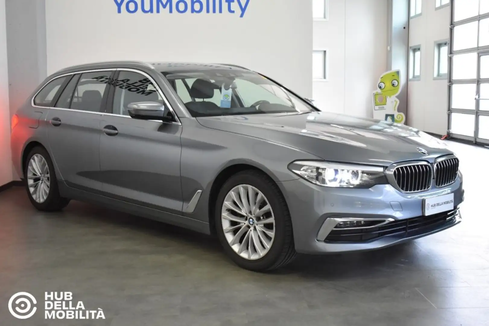 BMW 518 d Touring Luxury Aut. Grigio - 2