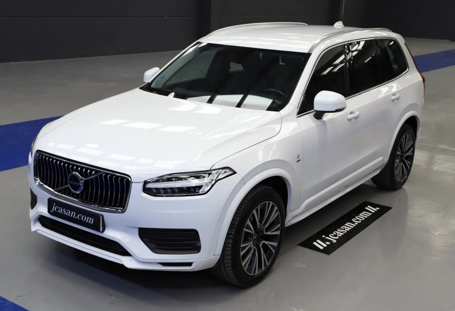 Volvo XC90 B5 Momentum 7pl. AWD Aut. Blanco - 1