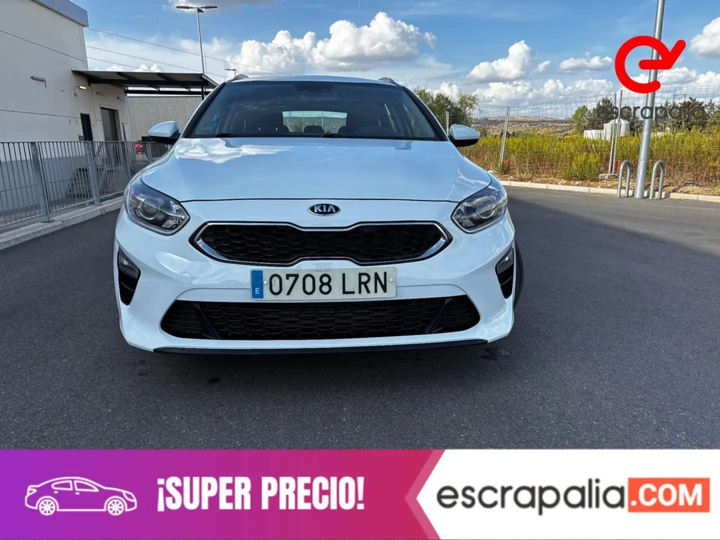Kia Tourer 1.6 MHEV iMT 100kW Drive Blanco - 2