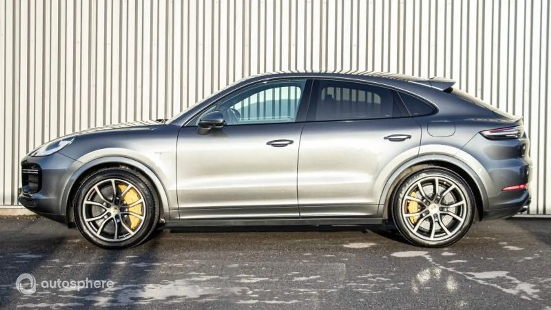 Porsche Cayenne 4.0 V8 680ch Turbo S E-Hybrid - 2