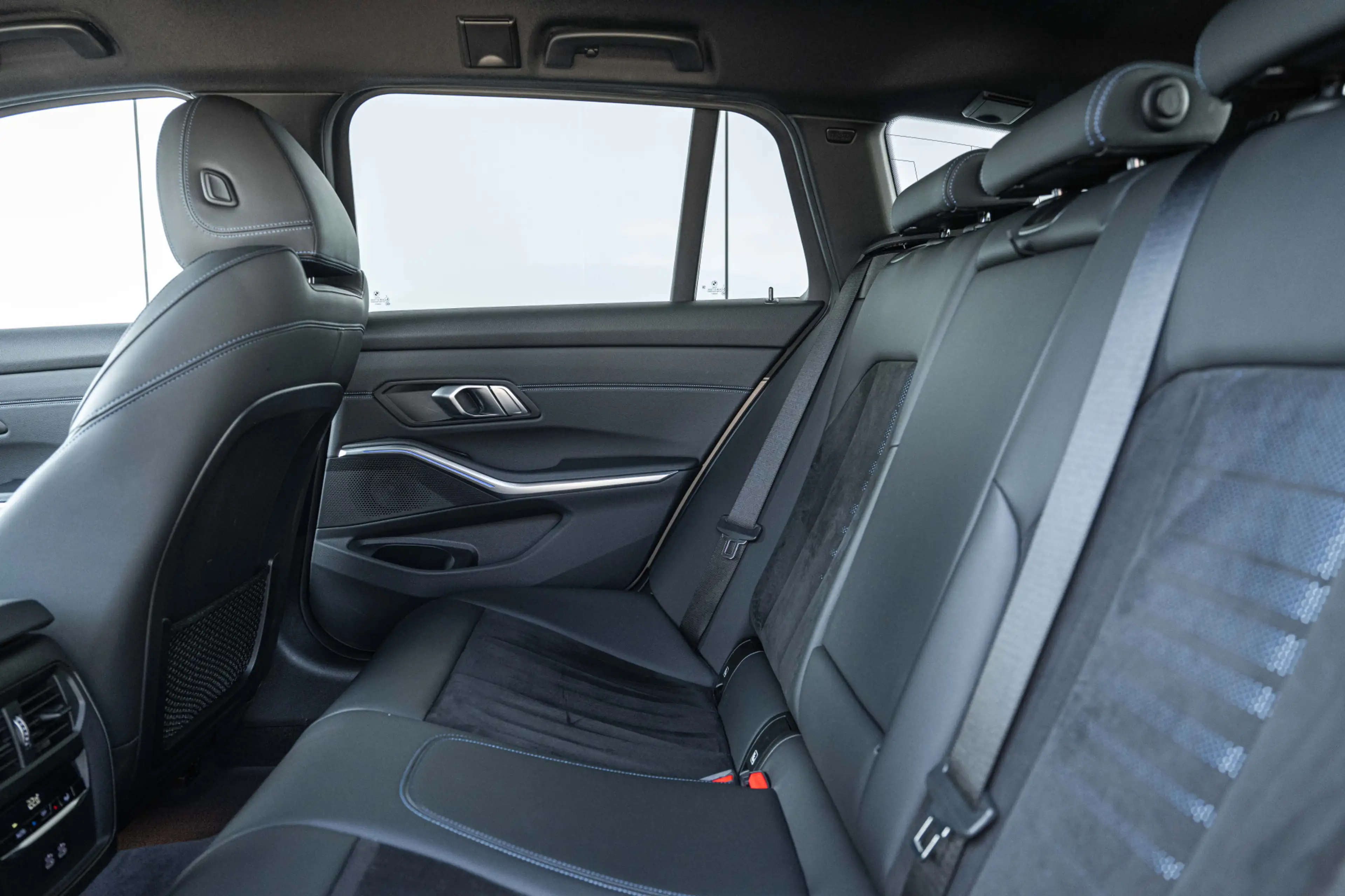 BMW 320 3 Serie Touring 320i Executive M Sport Automaat / — photo 5