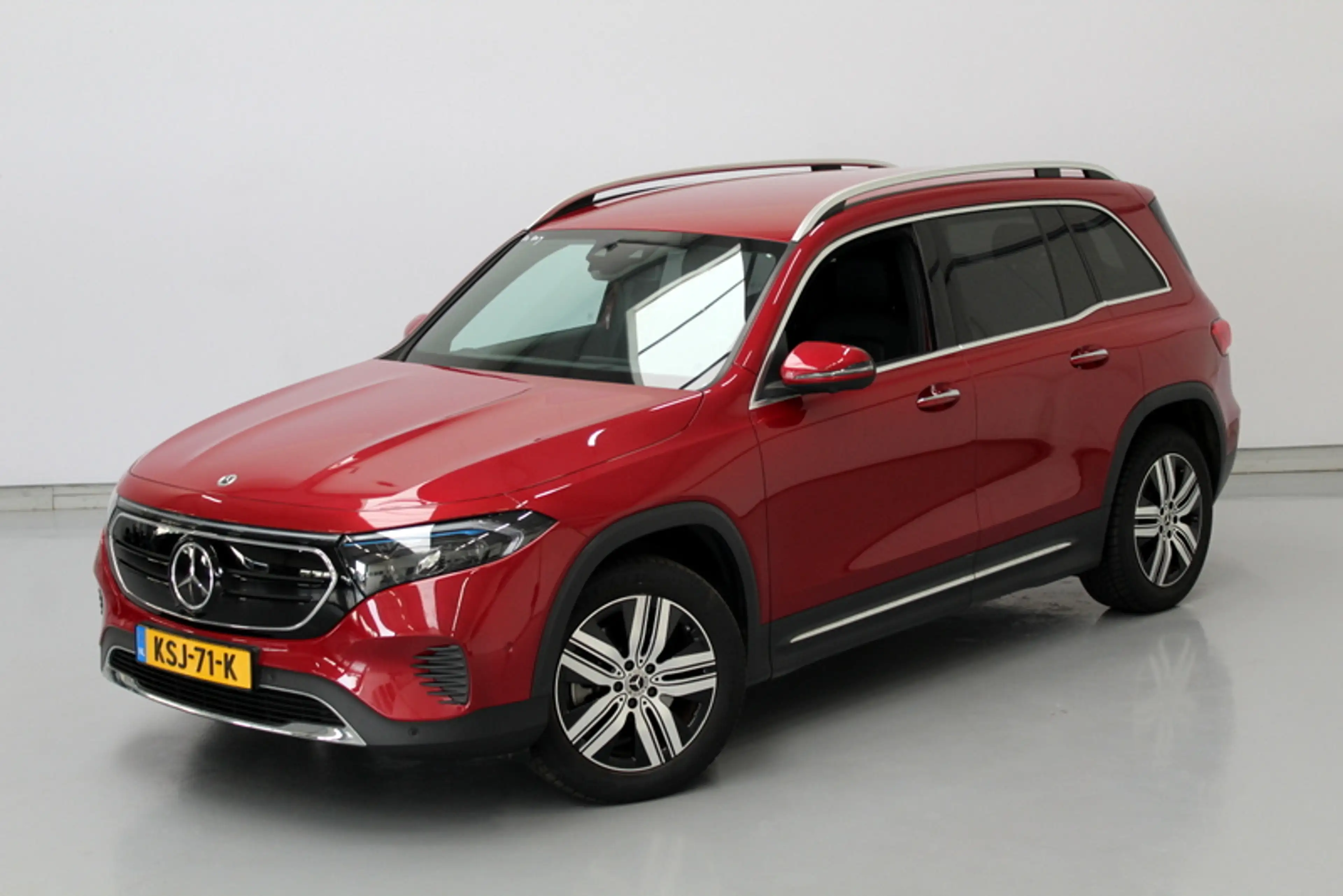 Mercedes-Benz EQB 250 250+ Luxury Line 71 kWh, SOH98% | LEDER | SFEERVER — photo 5