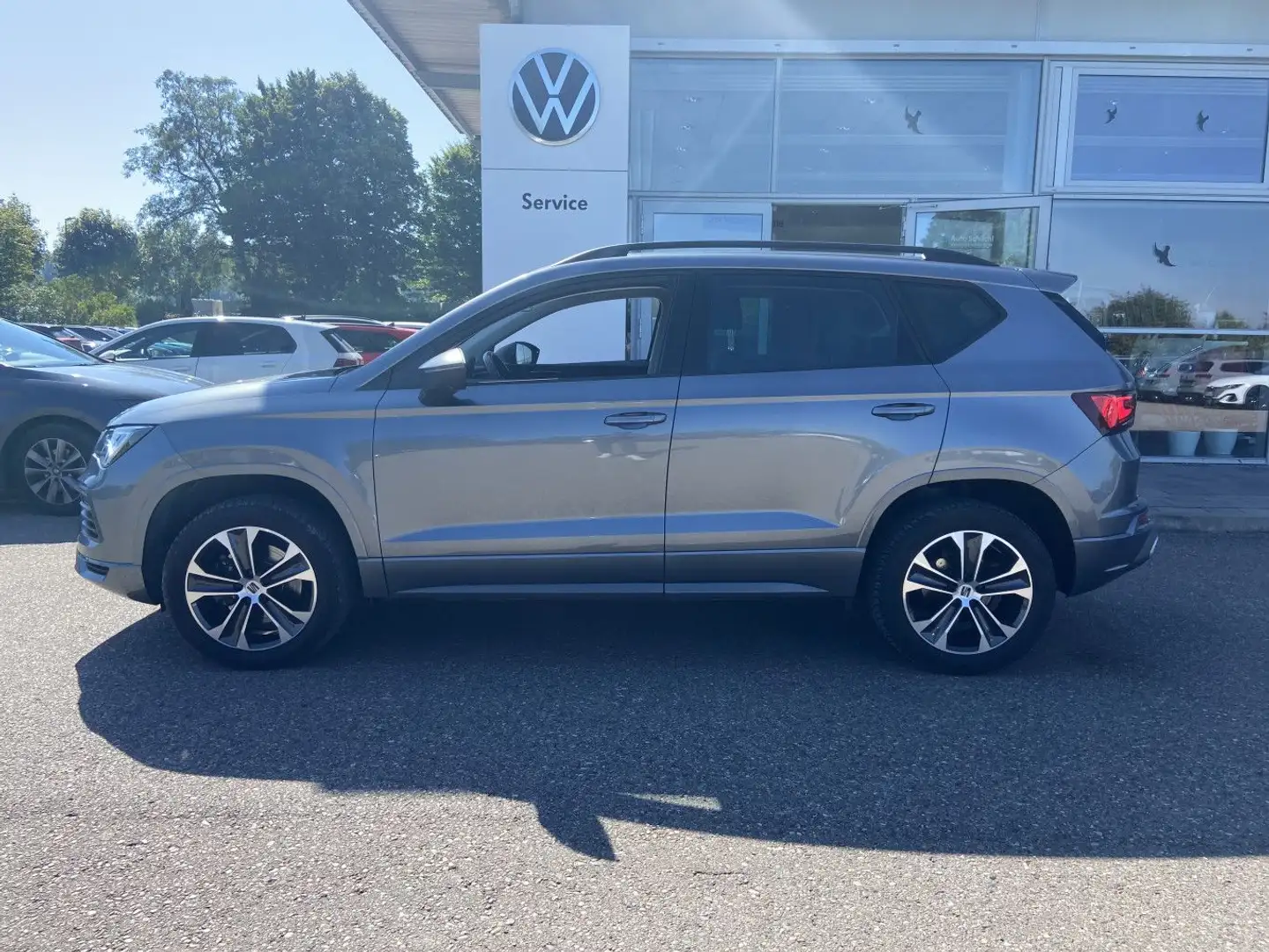 SEAT Ateca 2.0 TDI DSG FR-Line NAVI-PRO+LED+FULL-LINK Grau - 2