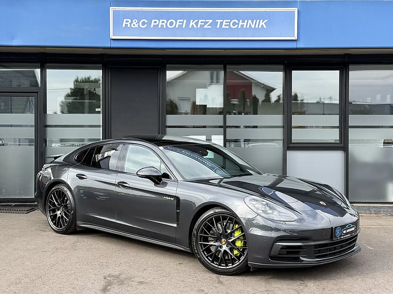 Porsche Panamera