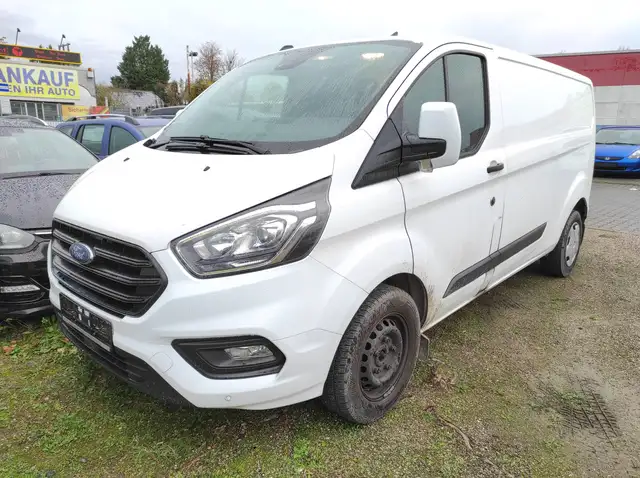 Ford Transit Custom 2.0 320 L2 KLIMA PDC EURO 6 LED 6 GANG LANG VERSION