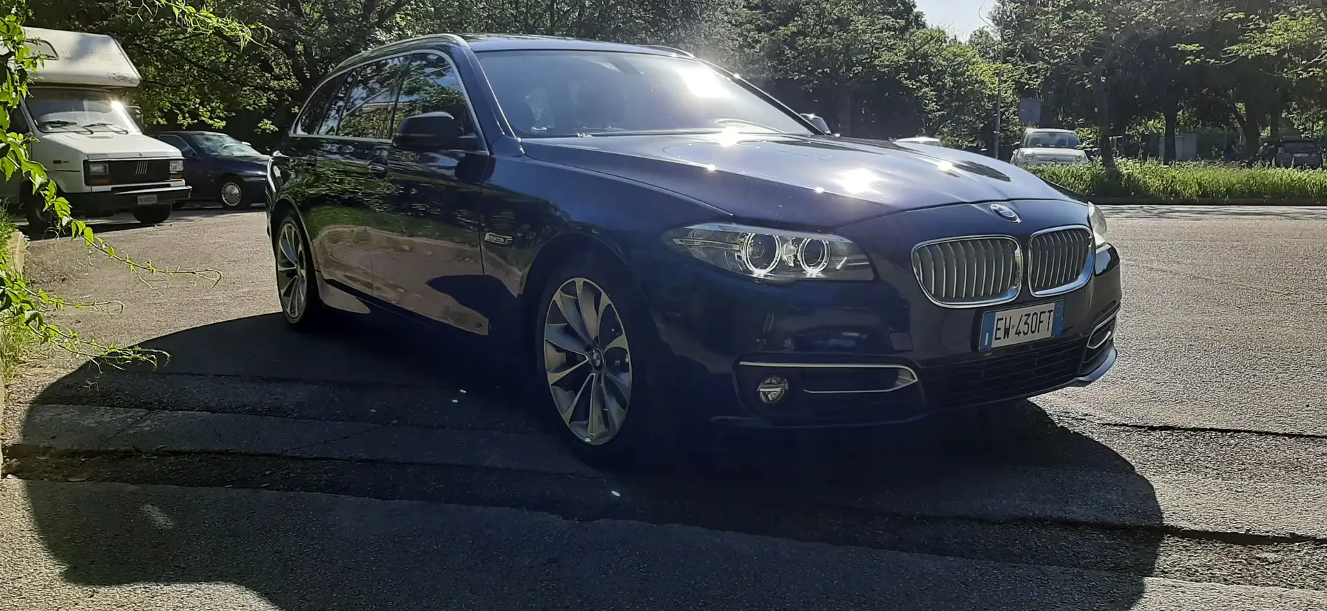 BMW 520 520d Touring Modern auto E6 - 2