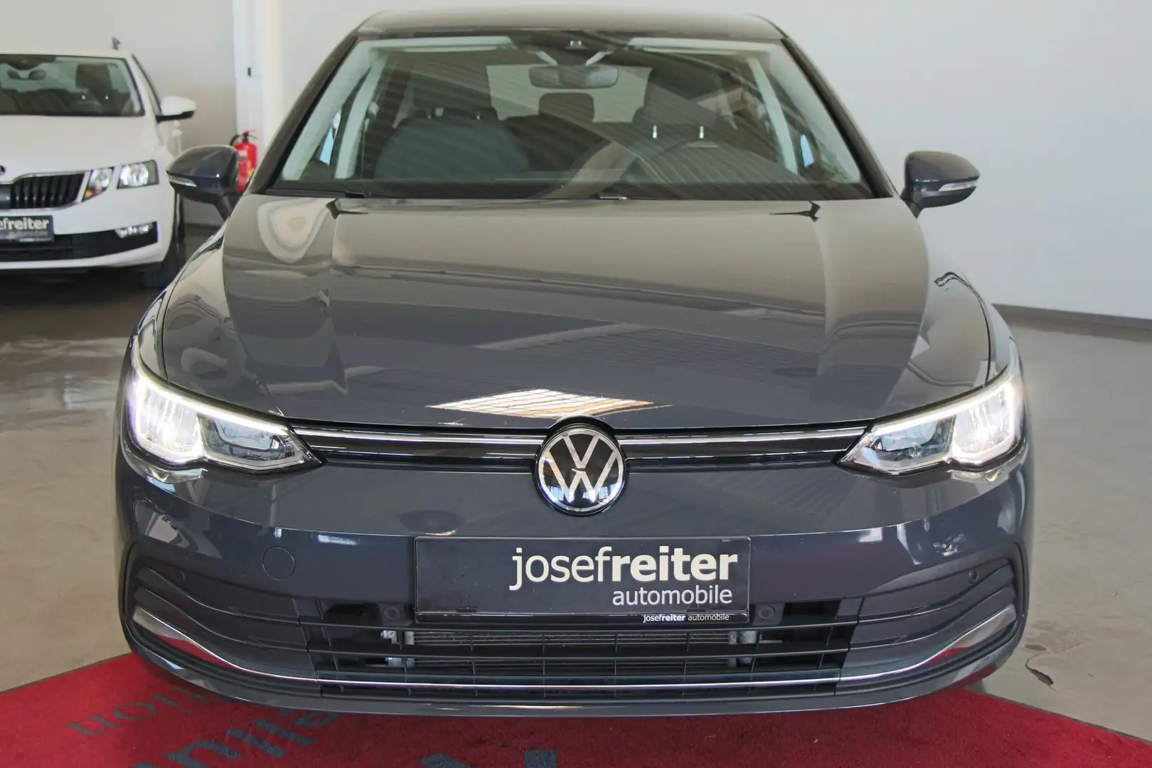Volkswagen Golf Life ACTIVE 2.0 TDI SCR Grau - 2