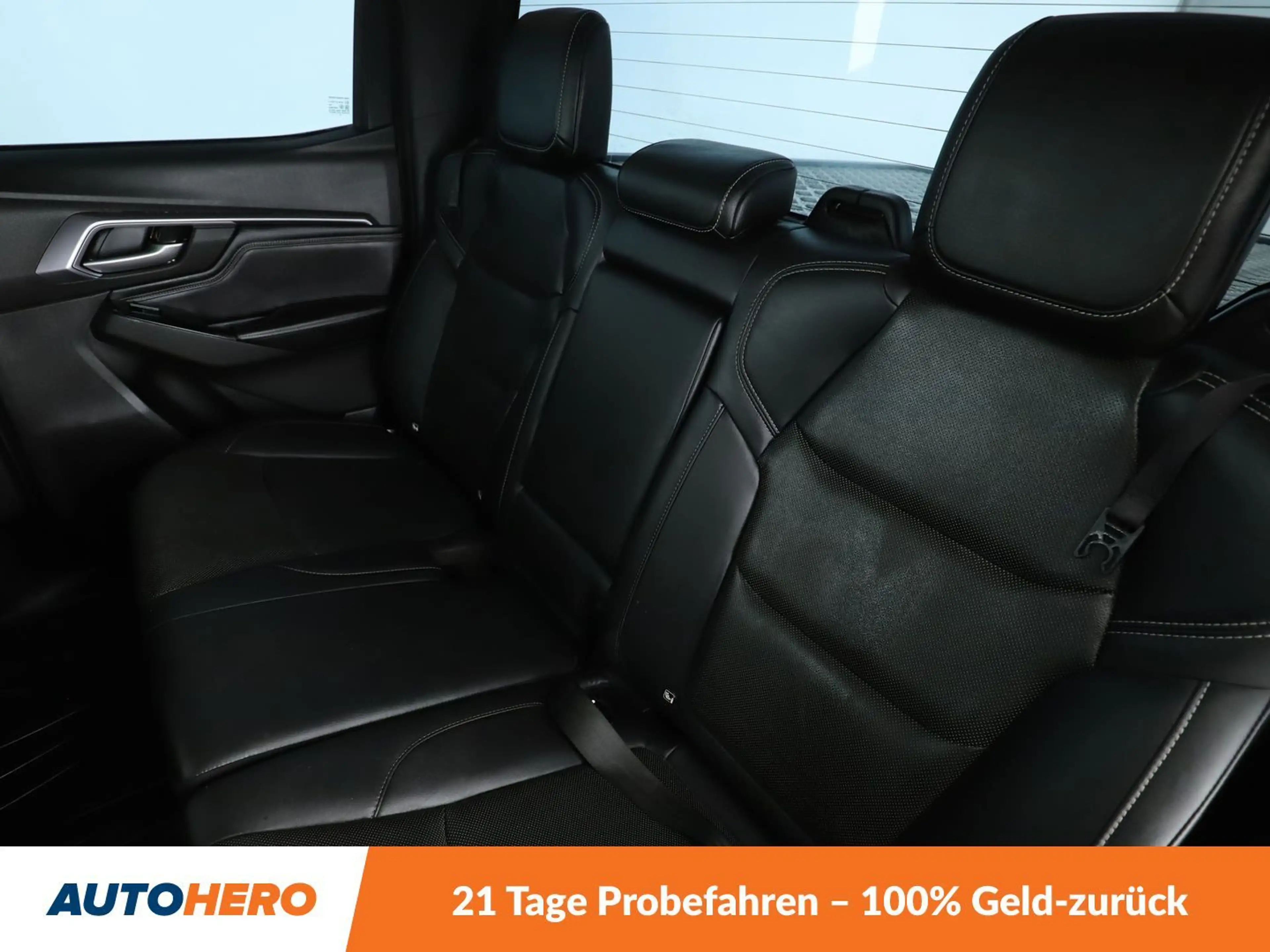 Isuzu D-Max 1.9 Turbodiesel Double Cab 4WD V-CROSS Aut.*CAM* — photo 14