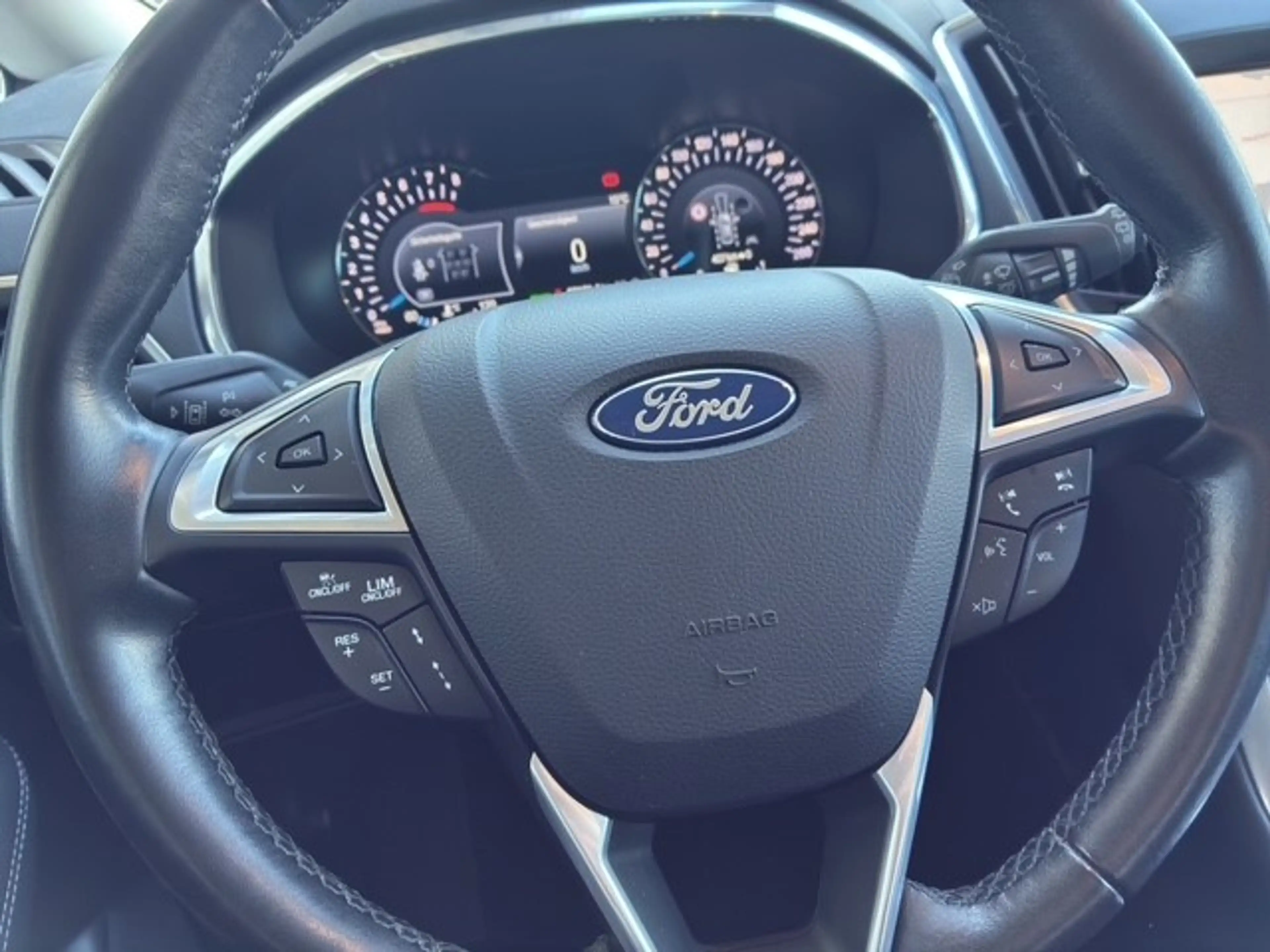 Ford Galaxy 2.5 Duratec FHEV (5-Sitzer) TITANIUM — photo 7