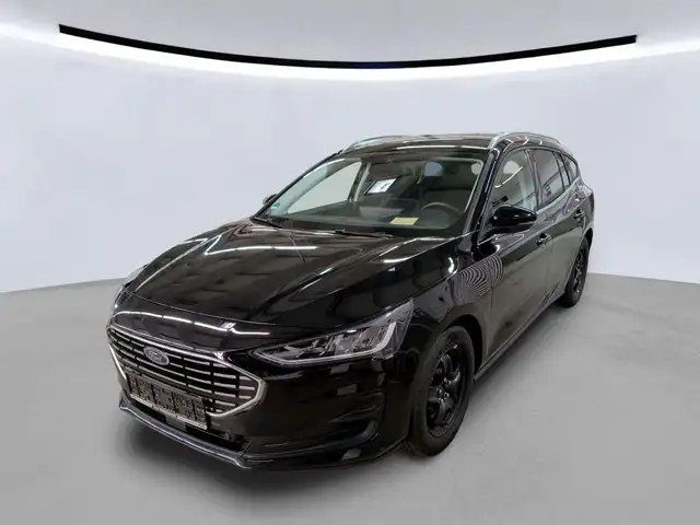 Ford Focus view 2