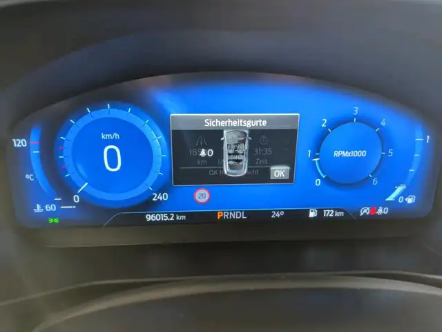 Ford Focus view 9