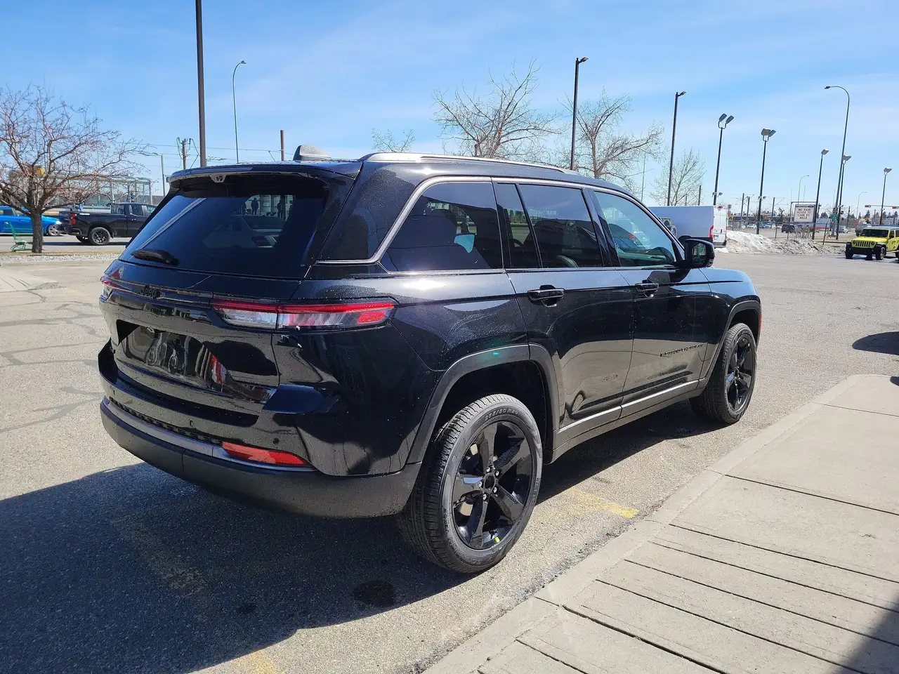 Jeep Grand Cherokee снимка Jeep Grand Cherokee