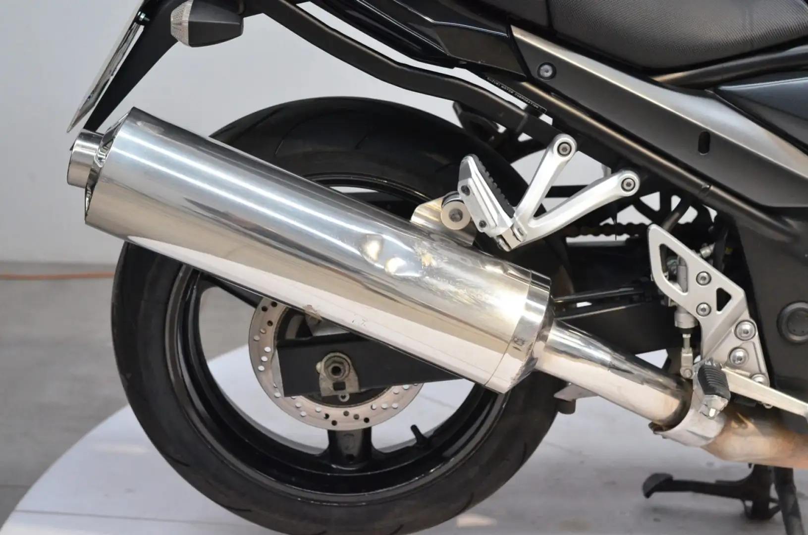 Suzuki Bandit 650 GFS 650 S 2009 + BAULETTO Nero - 2