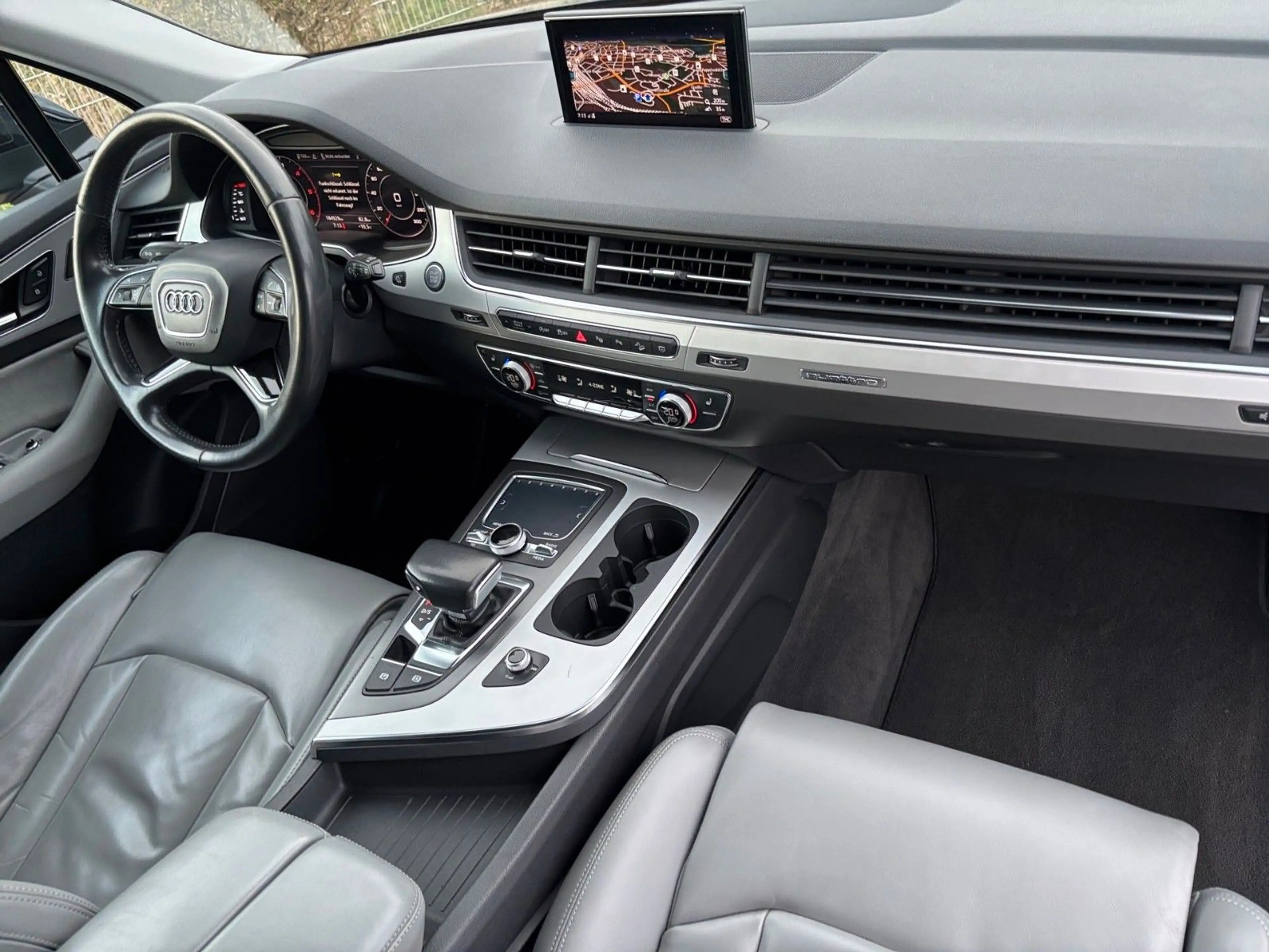 Audi Q7 3.0 TDI ultra quattro/LED/Navi/SHZ/DAB/Leder — photo 12