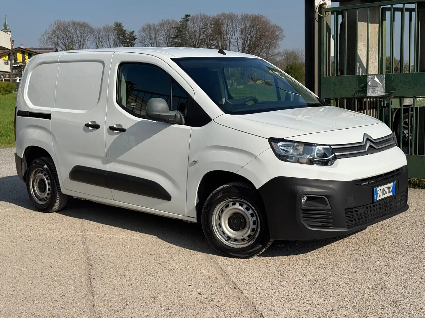 Citroen Berlingo BlueHDi 100 S&S Van M Club Blanc - 2