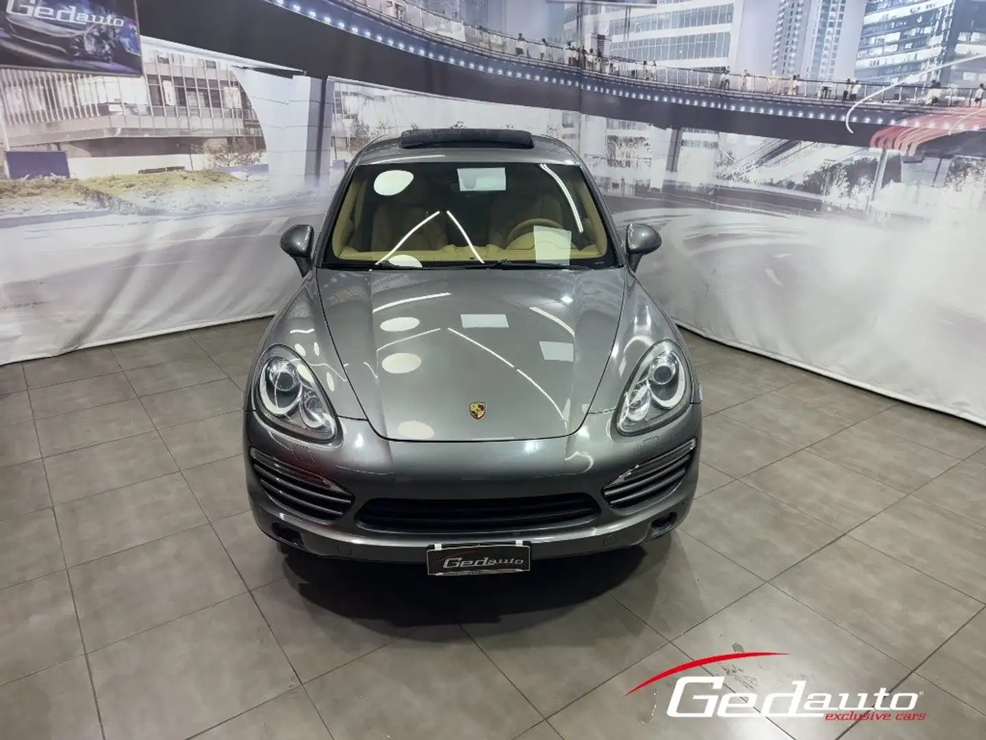 Porsche Cayenne 3.0 Diesel BI-XENON NAVI TETTO Grigio - 2