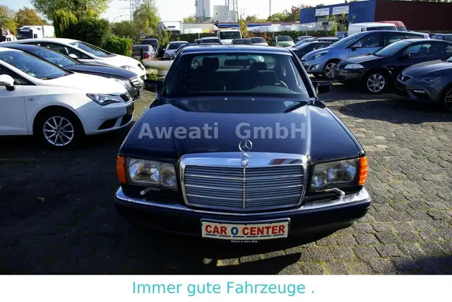 Mercedes-Benz 560 SEL