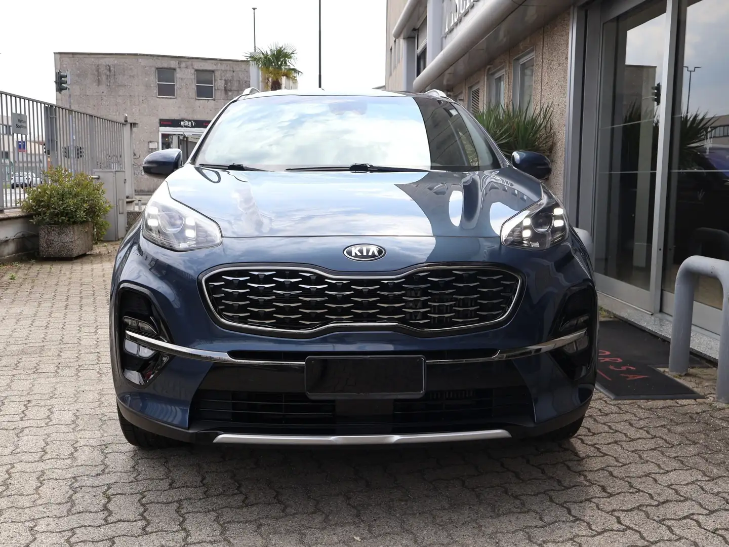 Kia Sportage 1.6 CRDI GT Line Lounge Pack 2WD Azul - 2